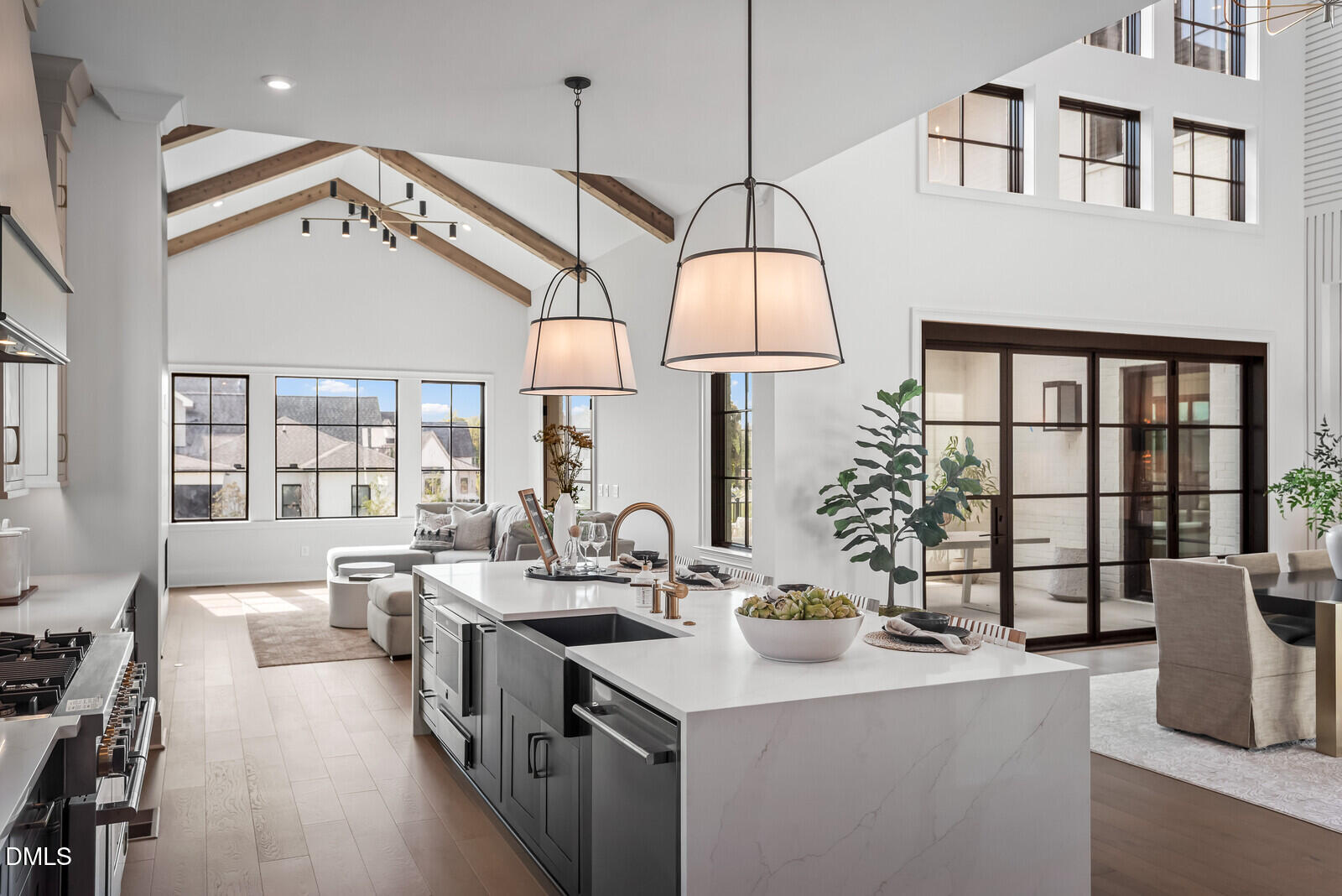 558 Chapel Ridge Drive