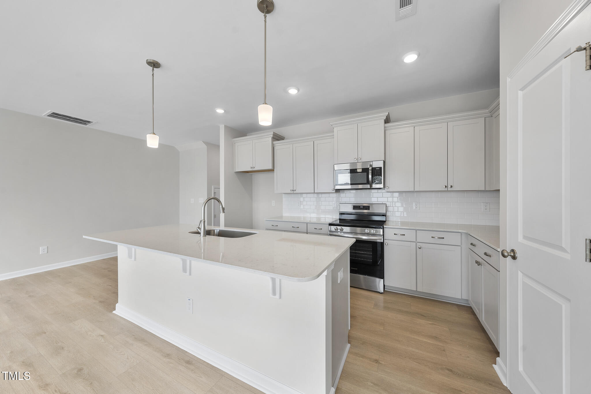 96 Ripple Way 316