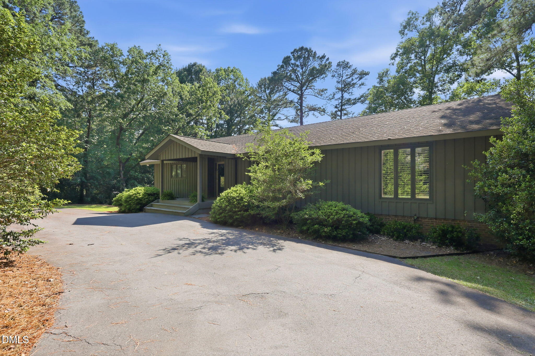 2209 Brookwood Trail