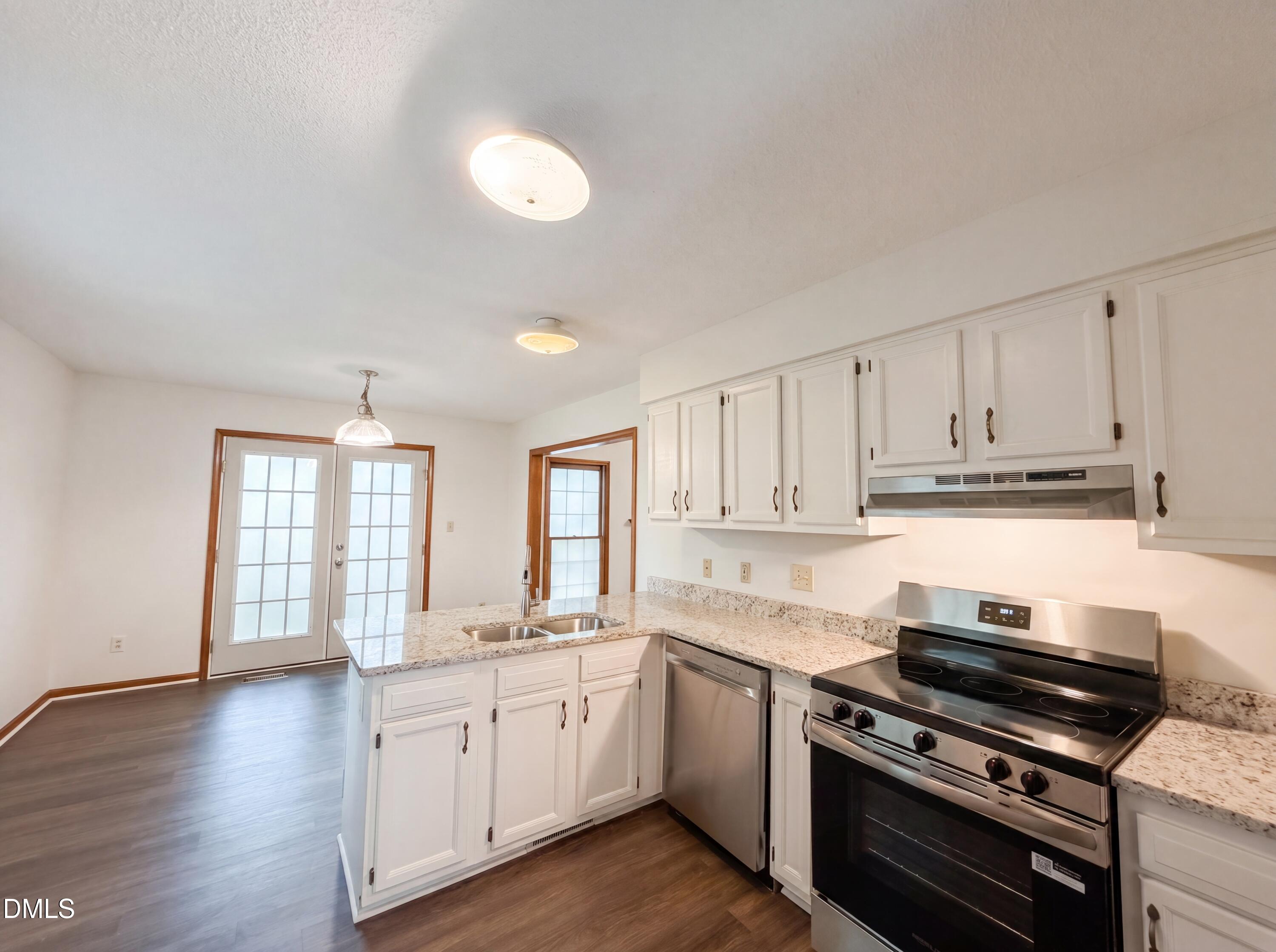 9425 Cartersville Court