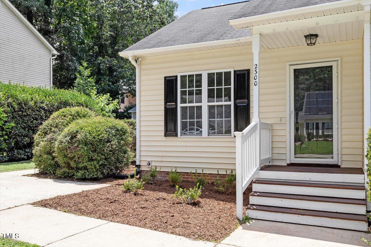 2300 Red Oak Court