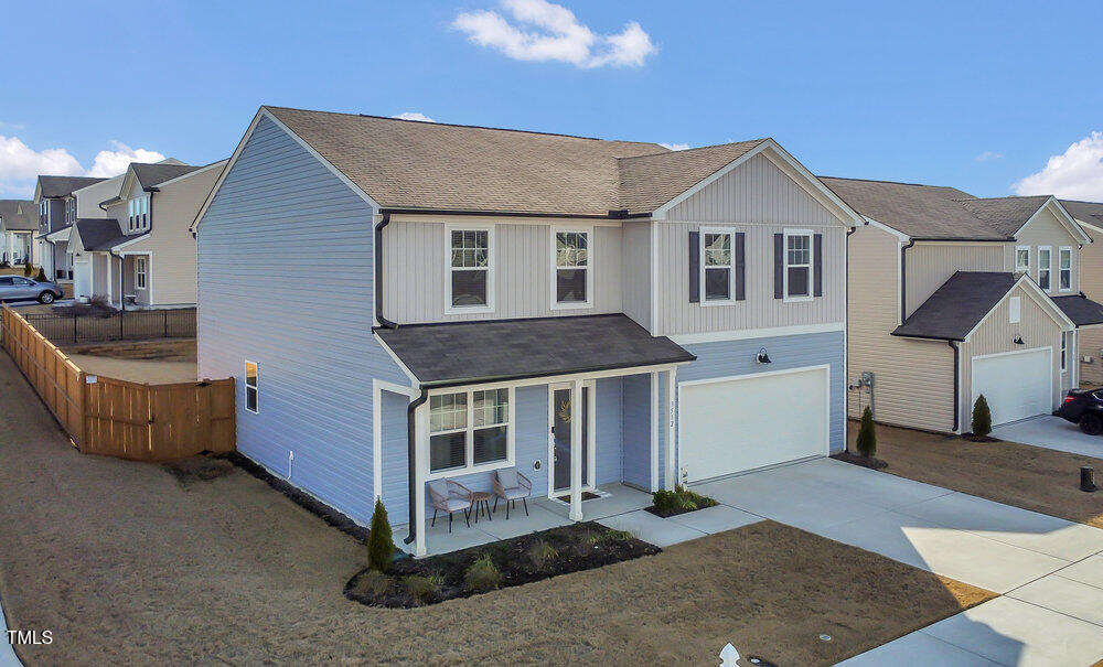 3512 Dragonfly River Court