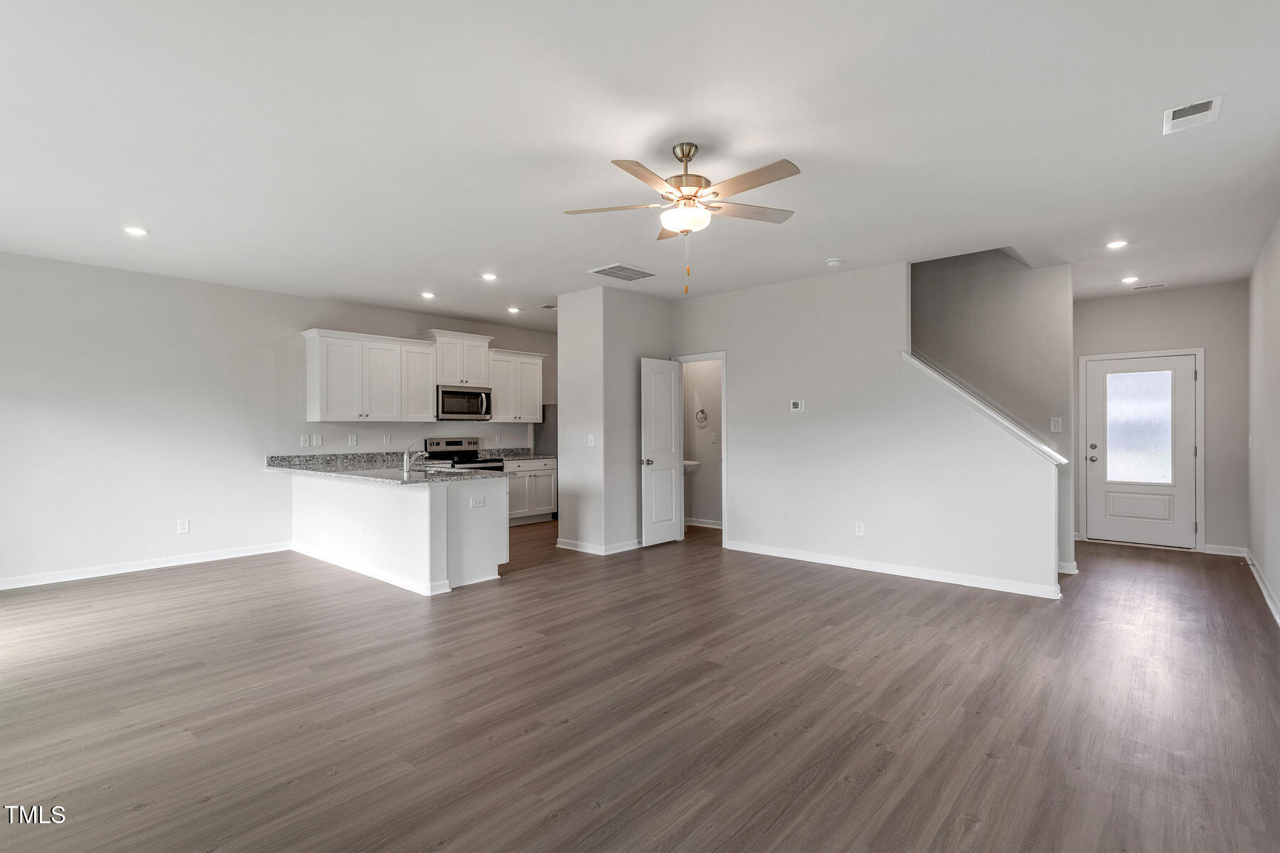 821 Rhino Bend