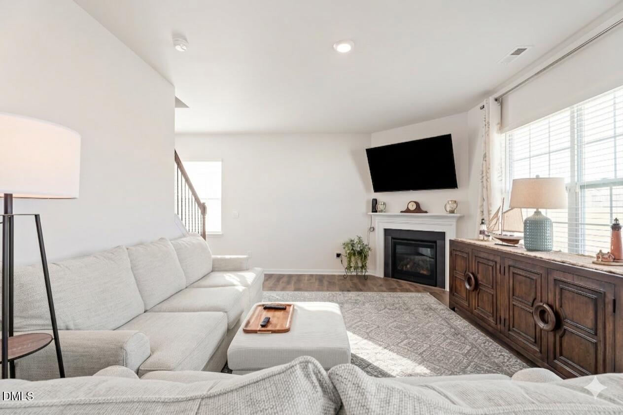 2406 Westwood Avenue W