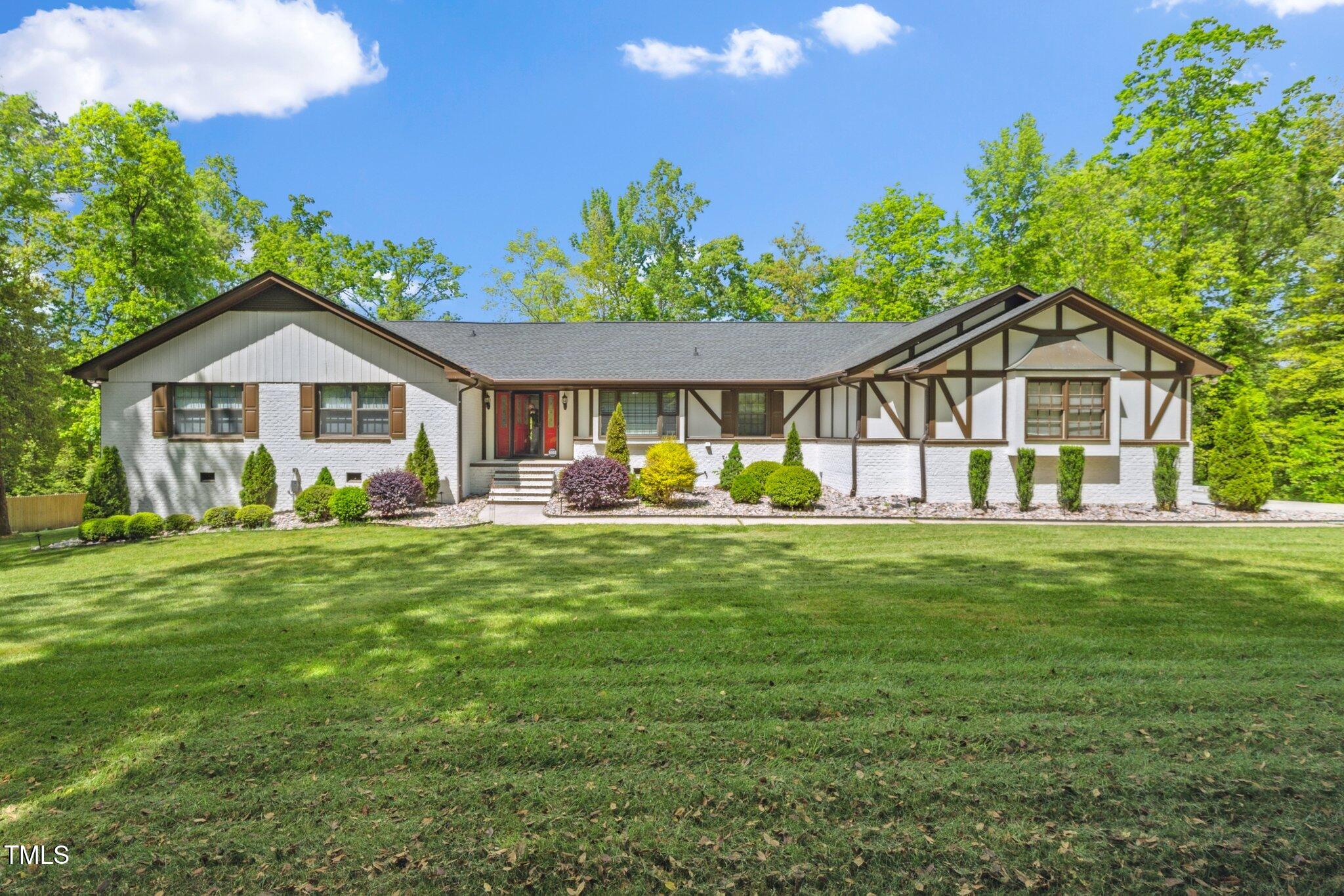 5313 Edington Lane