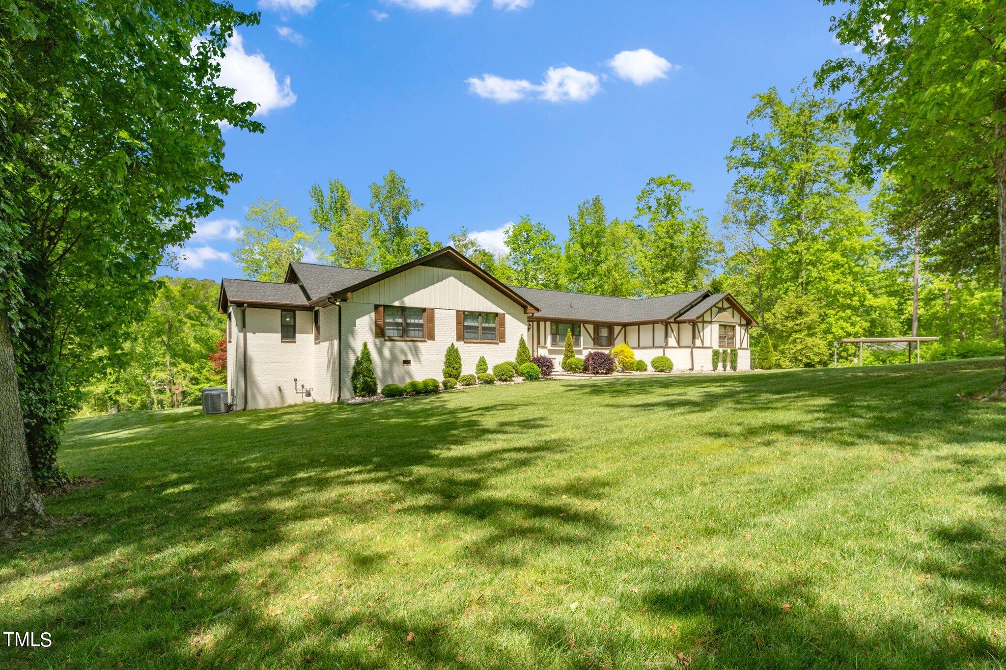 5313 Edington Lane