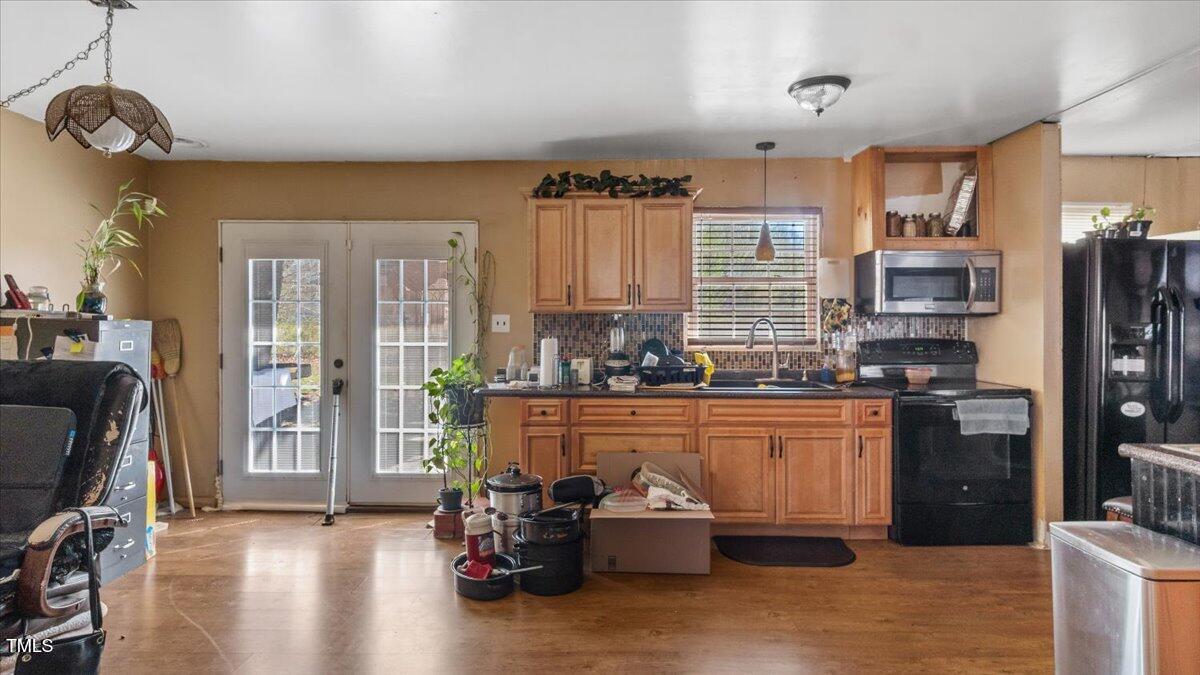946 Jacksontown Road