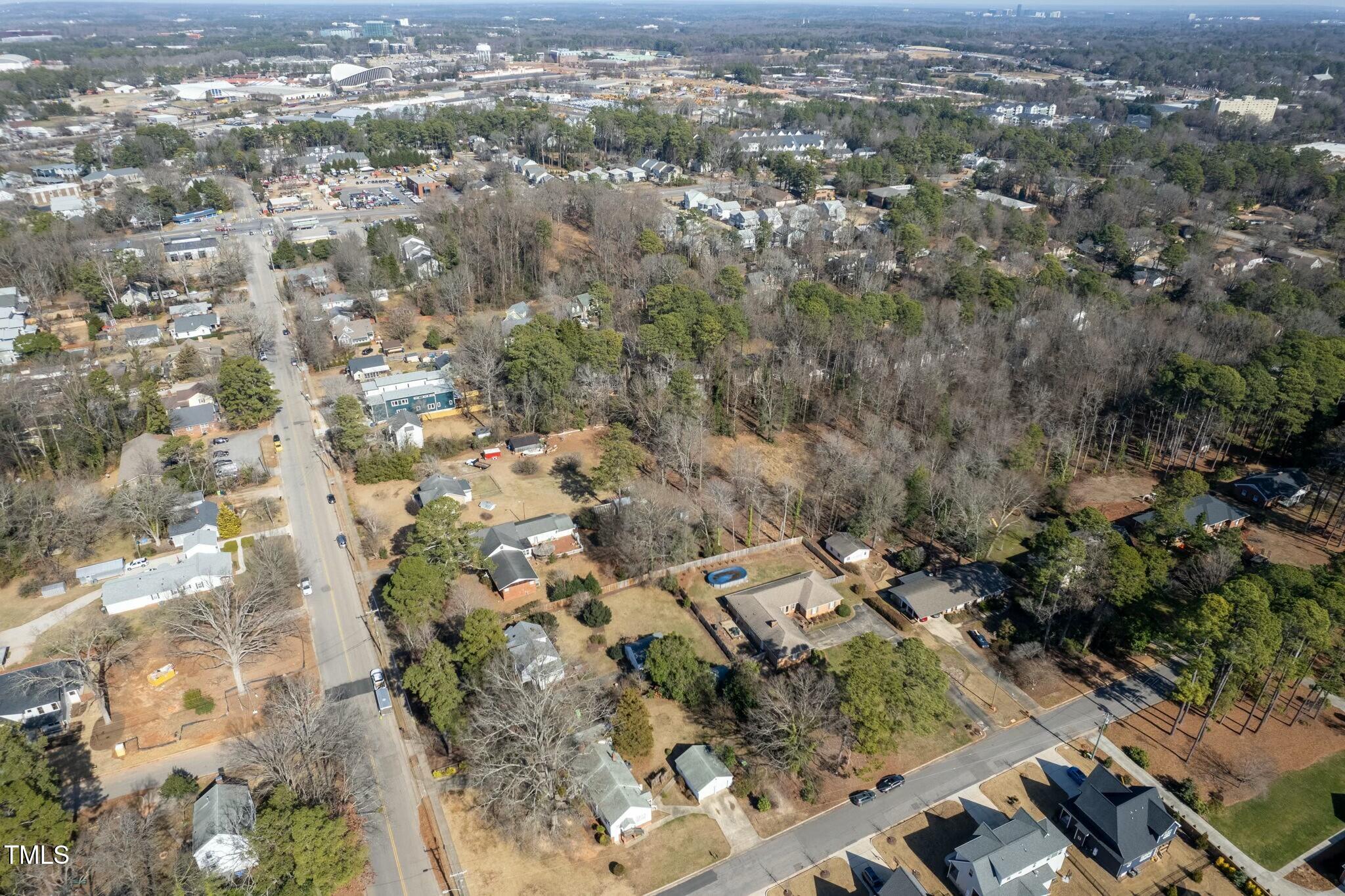 611 & 613 Powell Drive