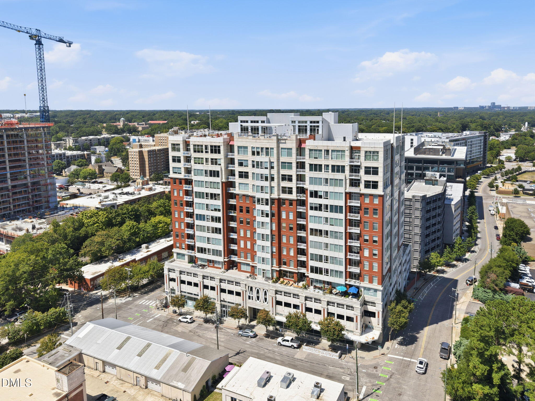 400 W North Street 826