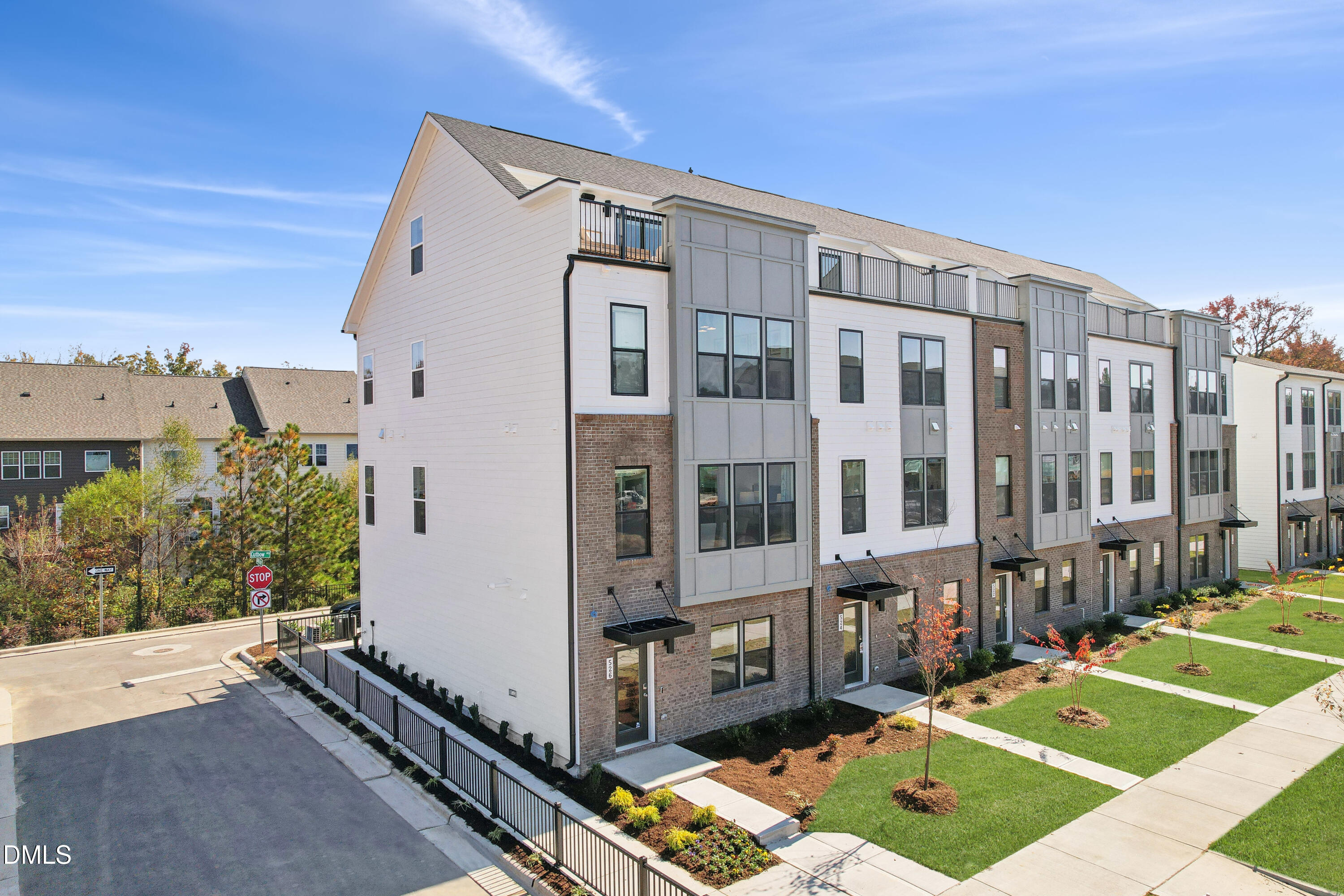 2718 Kempthorne Road