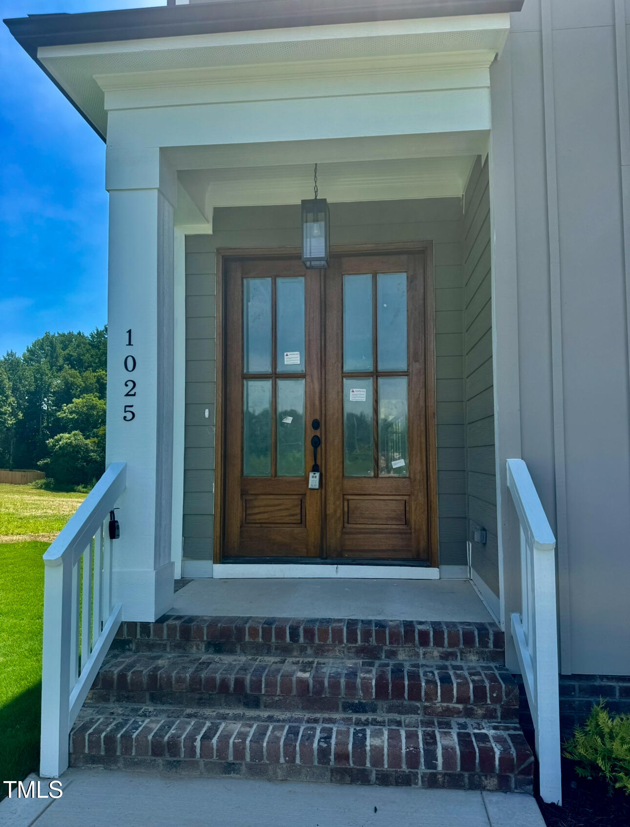 1025 Azalea Garden Circle