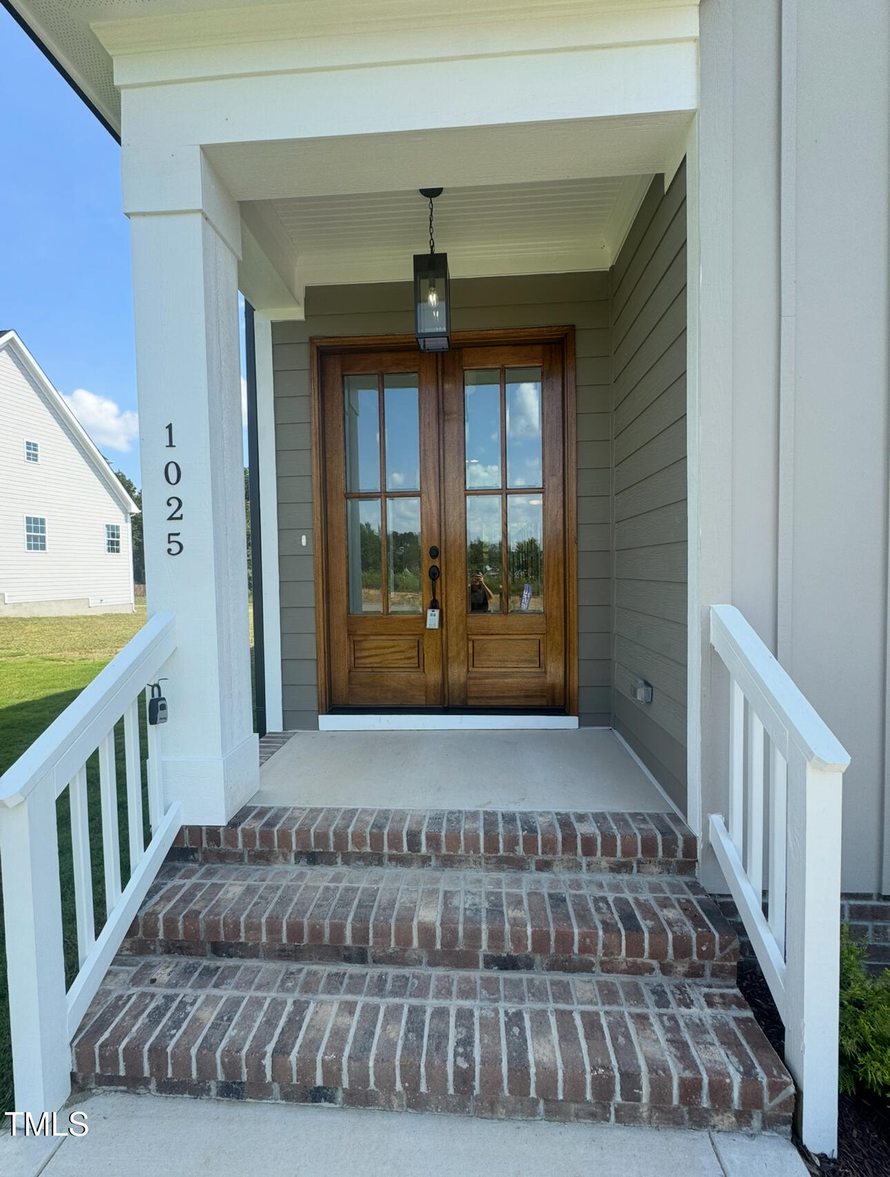1025 Azalea Garden Circle