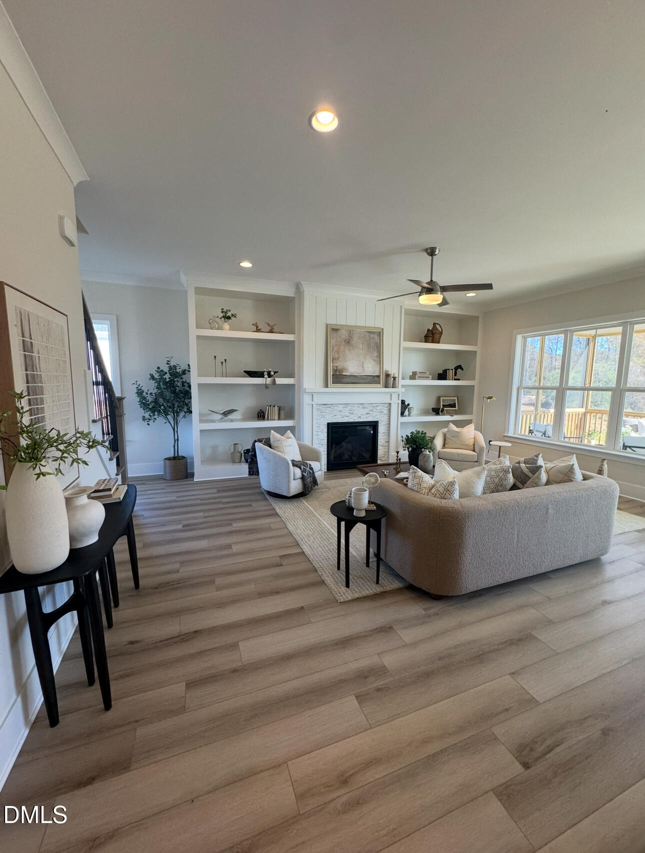 1025 Azalea Garden Circle