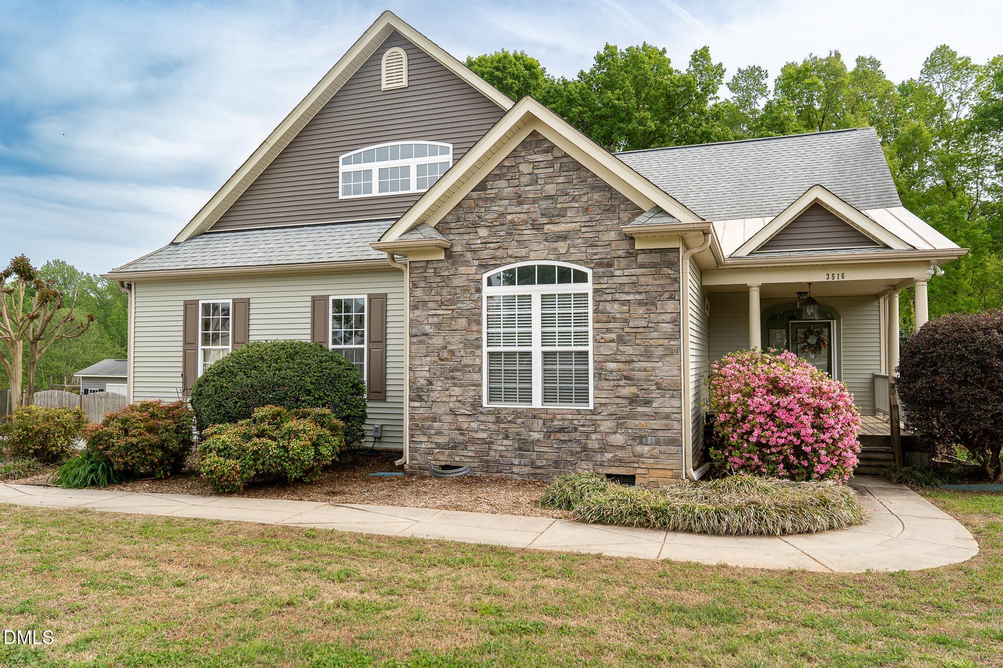3516 Bluebonnet Drive
