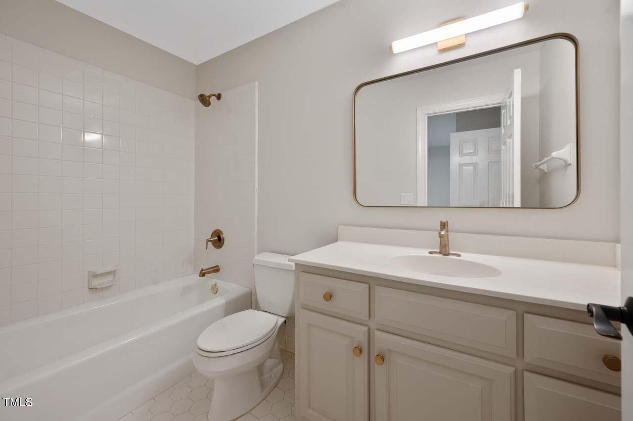 Durham, North Carolina 27712, United States, 4 Bedrooms Bedrooms, ,4 BathroomsBathrooms,Residential,Active,153149