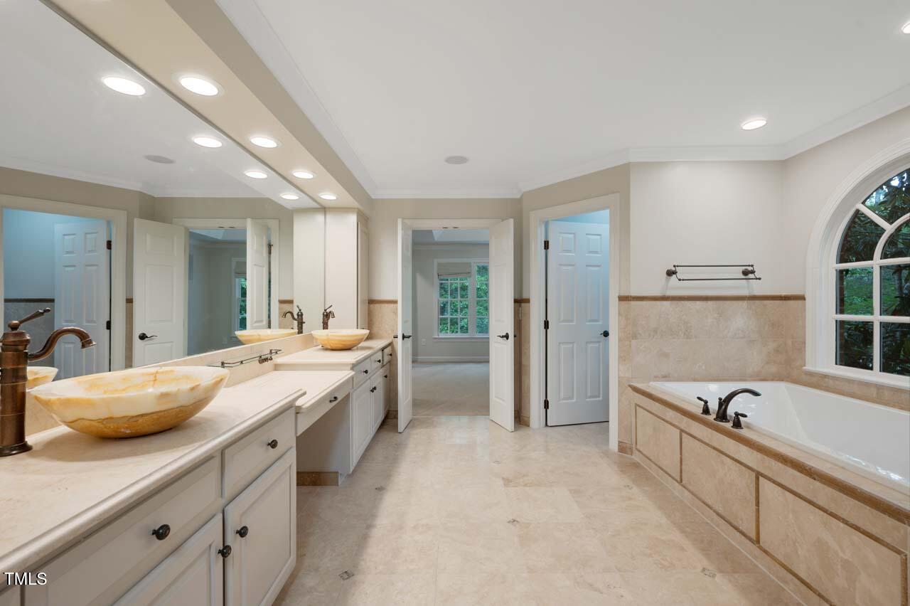 Durham, North Carolina 27712, United States, 4 Bedrooms Bedrooms, ,4 BathroomsBathrooms,Residential,Active,153149