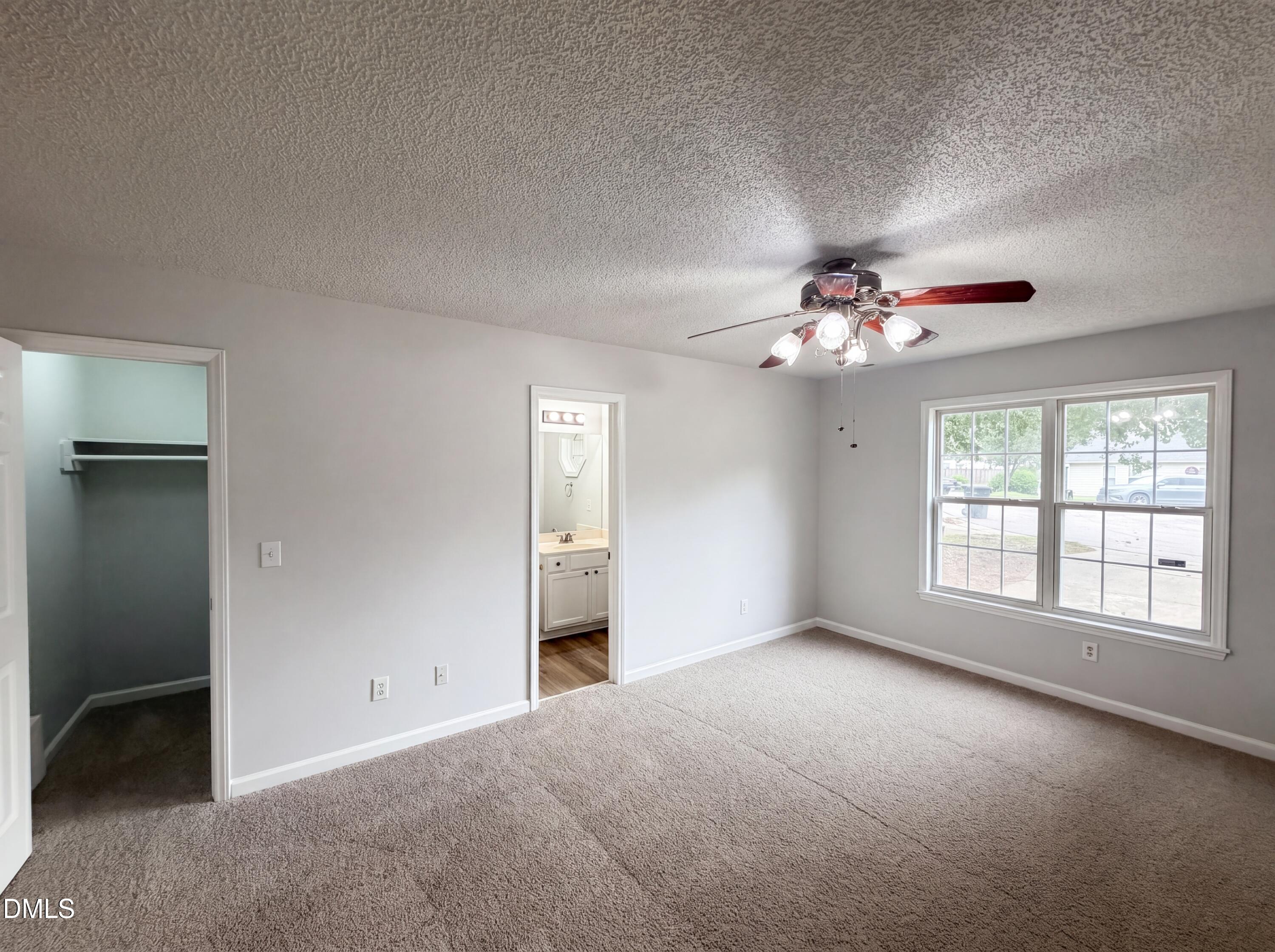 2100 Walnut Ridge Court