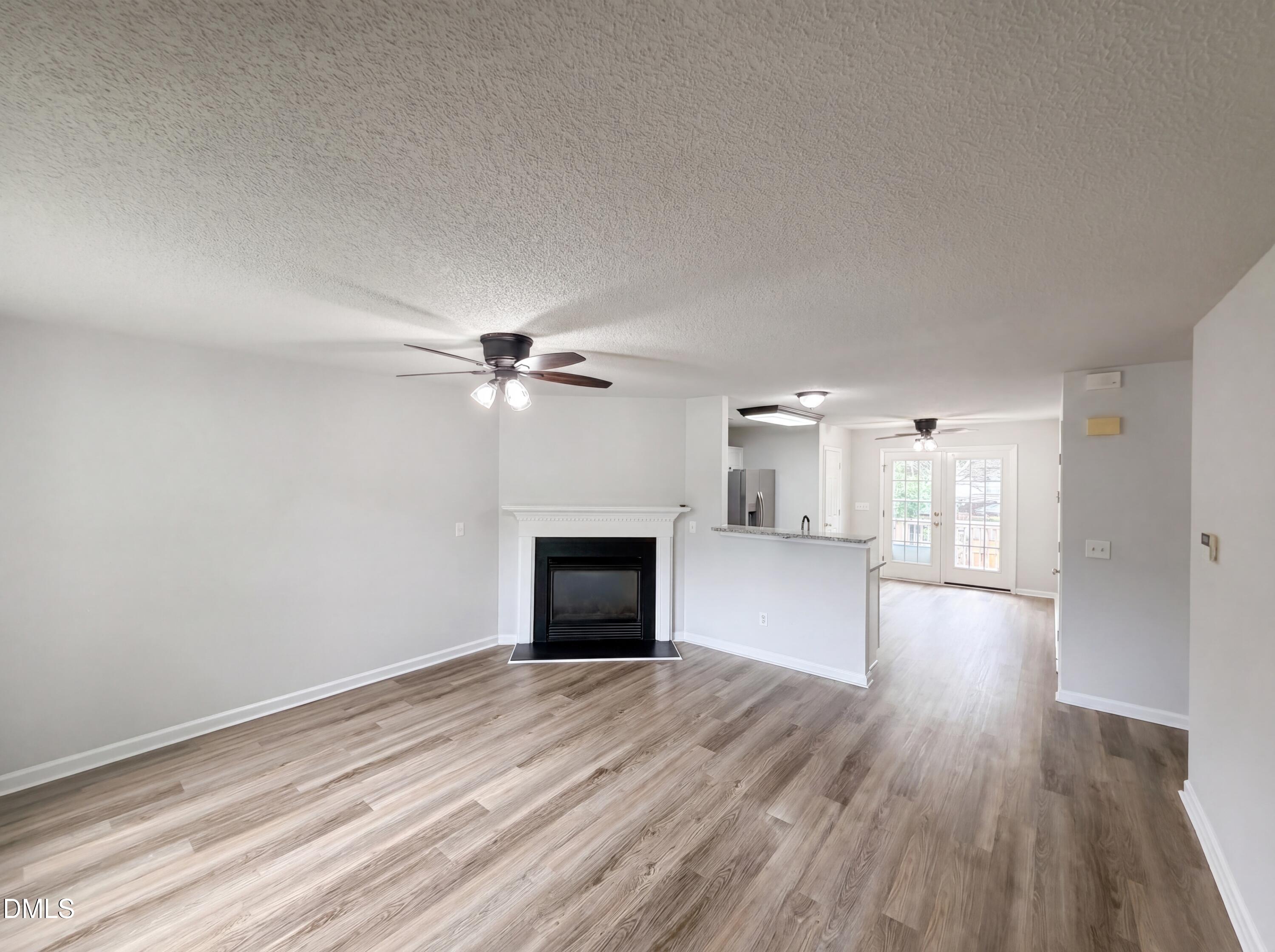 2100 Walnut Ridge Court