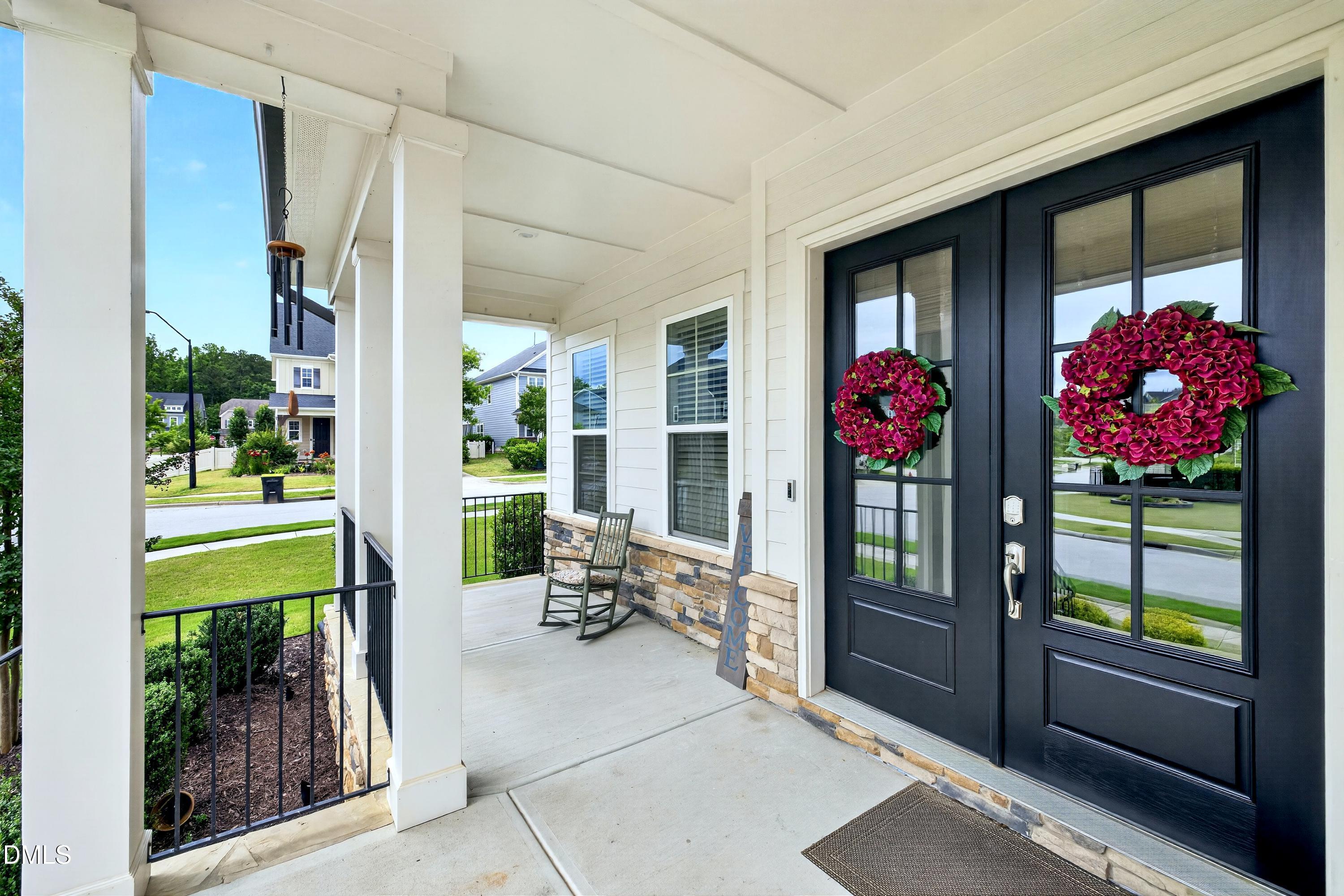 200 Lofty Oak Lane