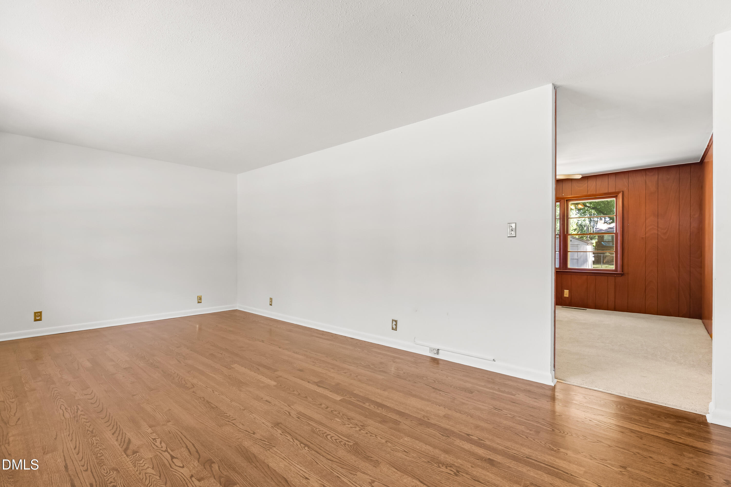 3700 Huntleigh Drive