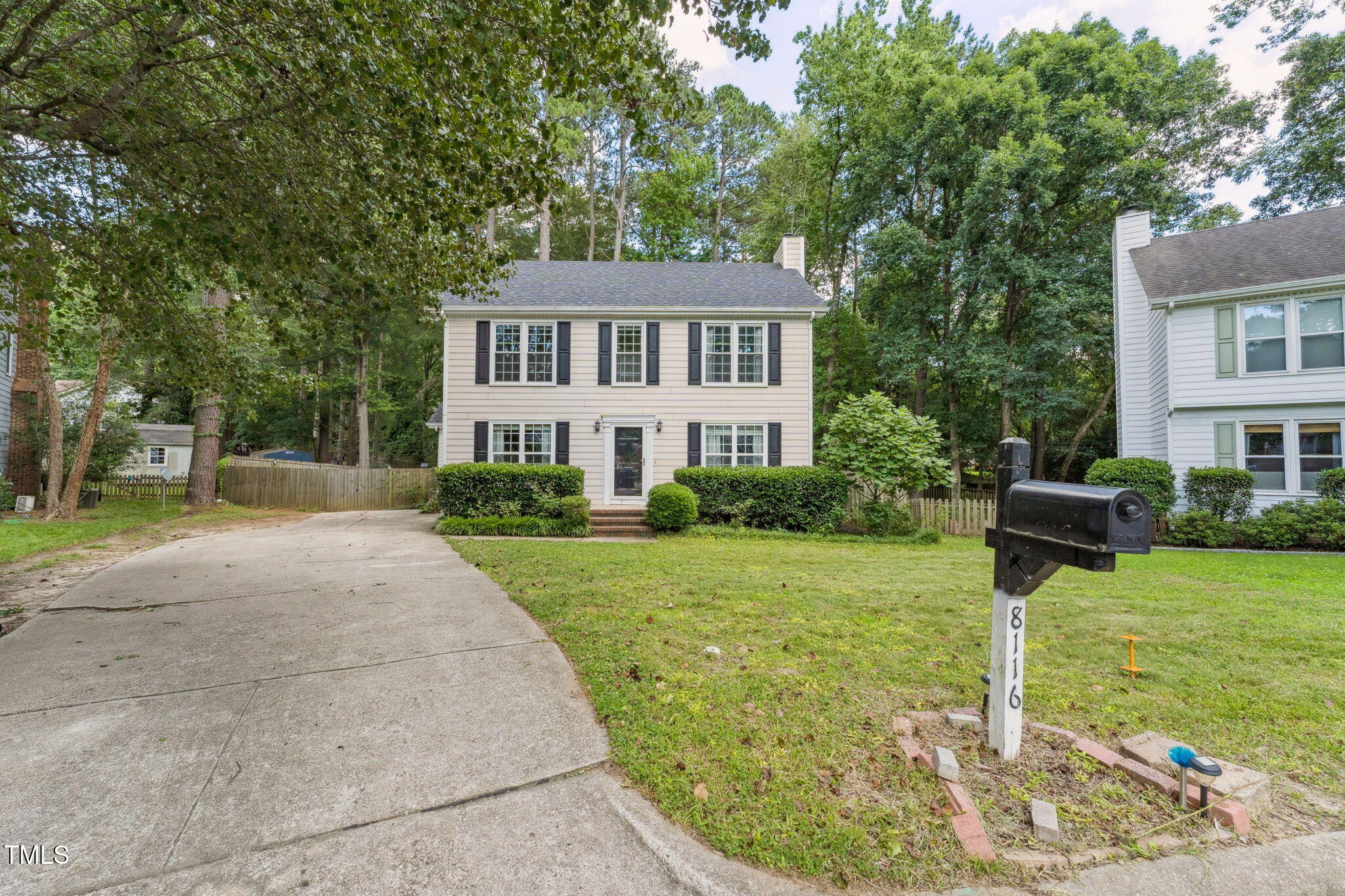 8116 Bentwood Place