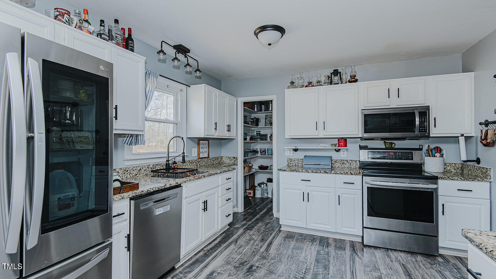 6089 Joe Trail Court