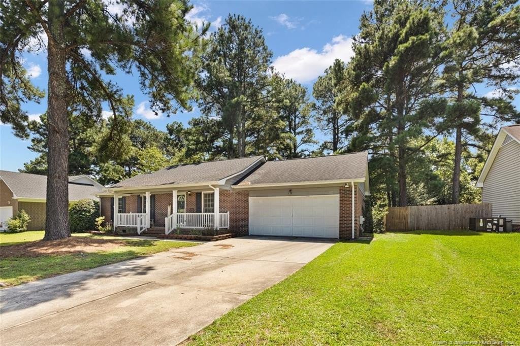 1419 Butterwood Circle