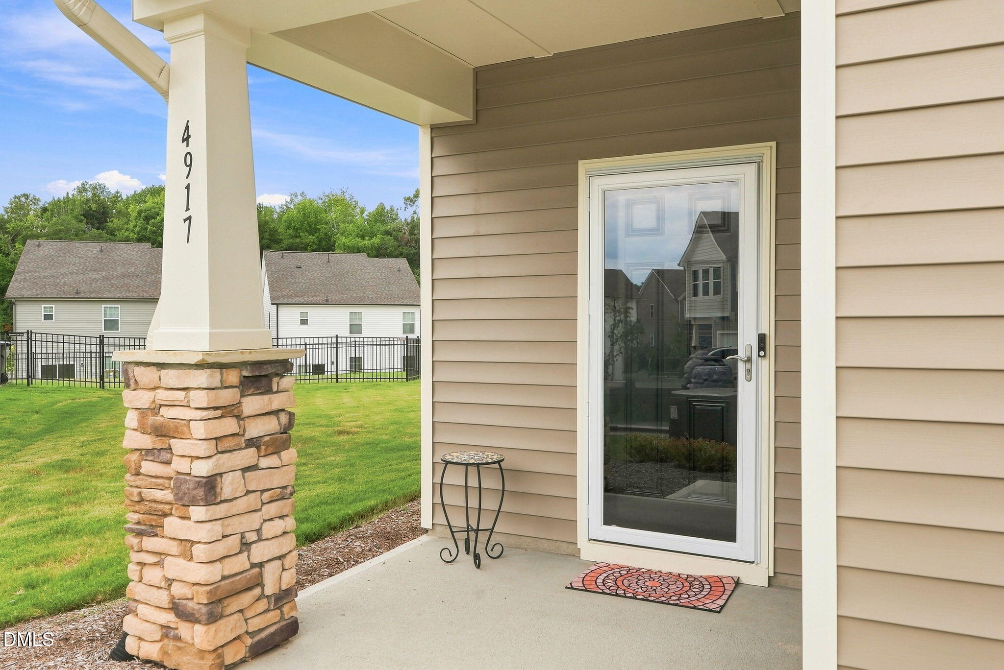 4917 Caddis Bend