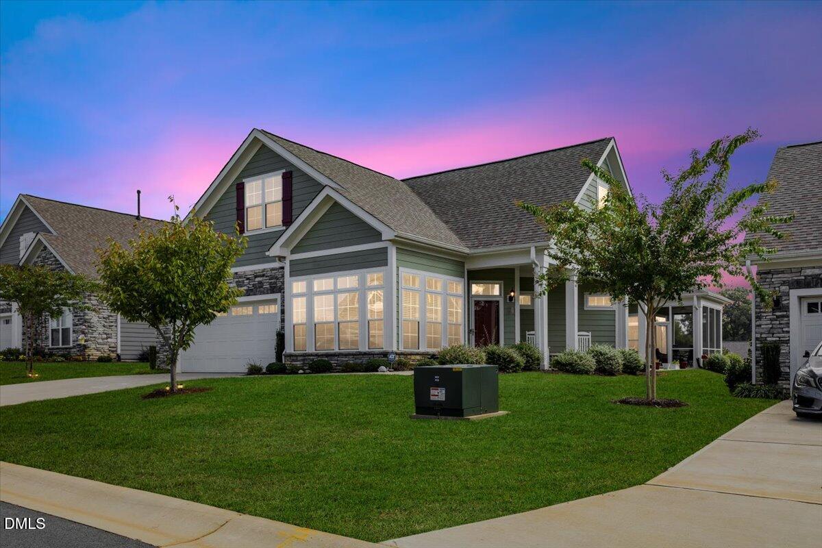 1003 Bryant Ct. Court