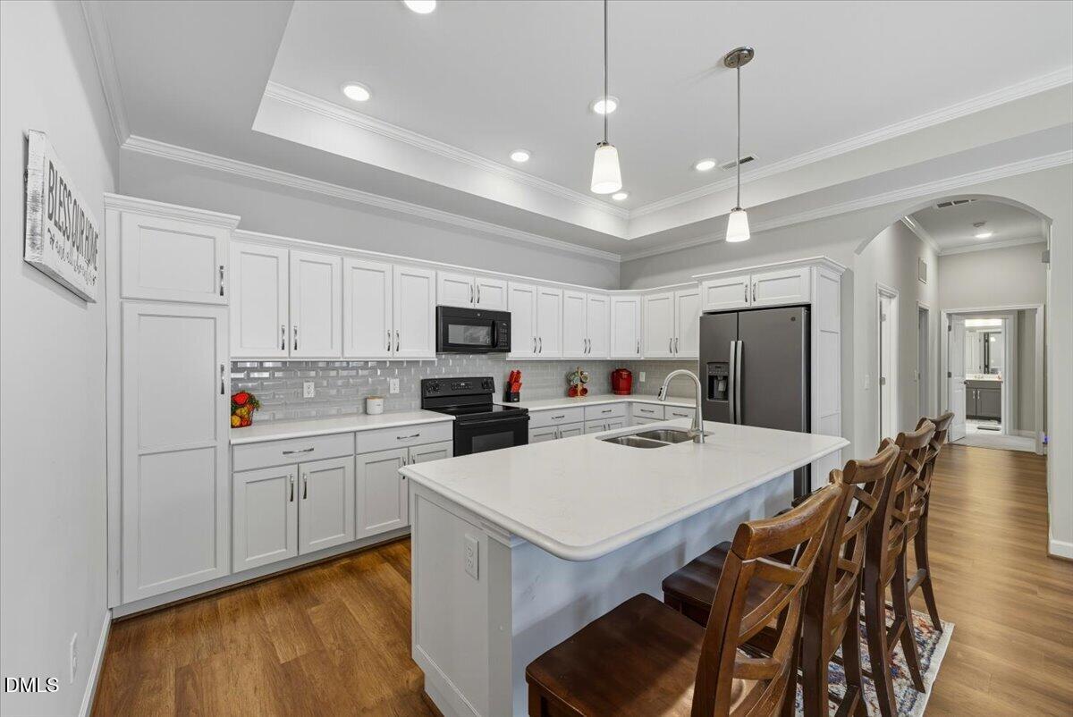 1003 Bryant Ct. Court