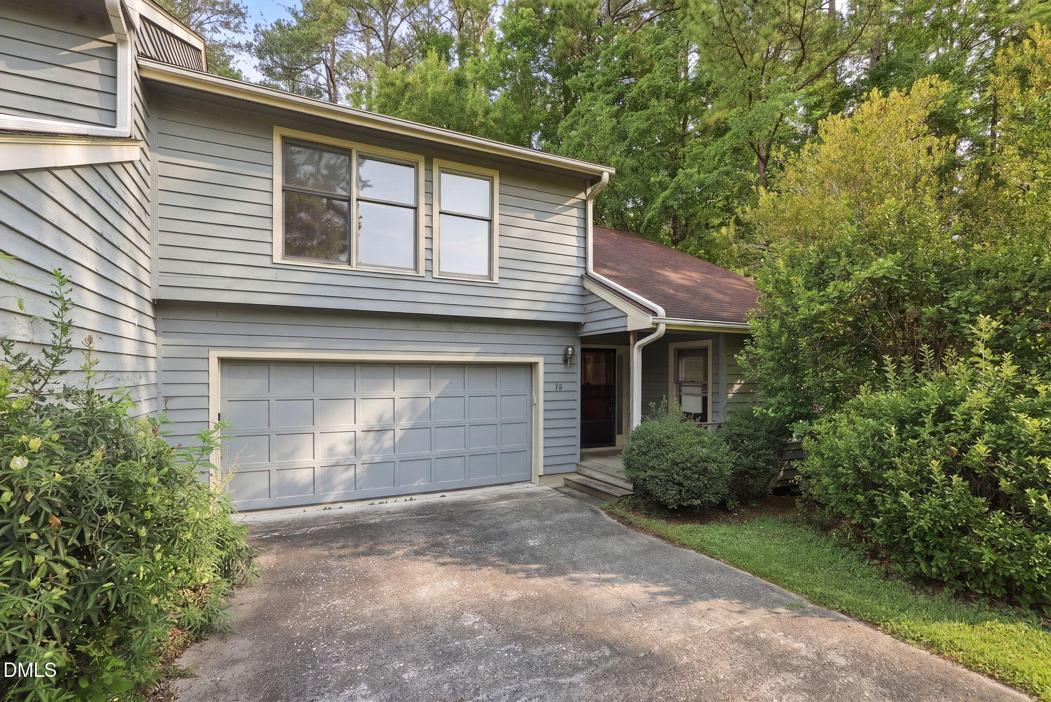 10 Clover Drive