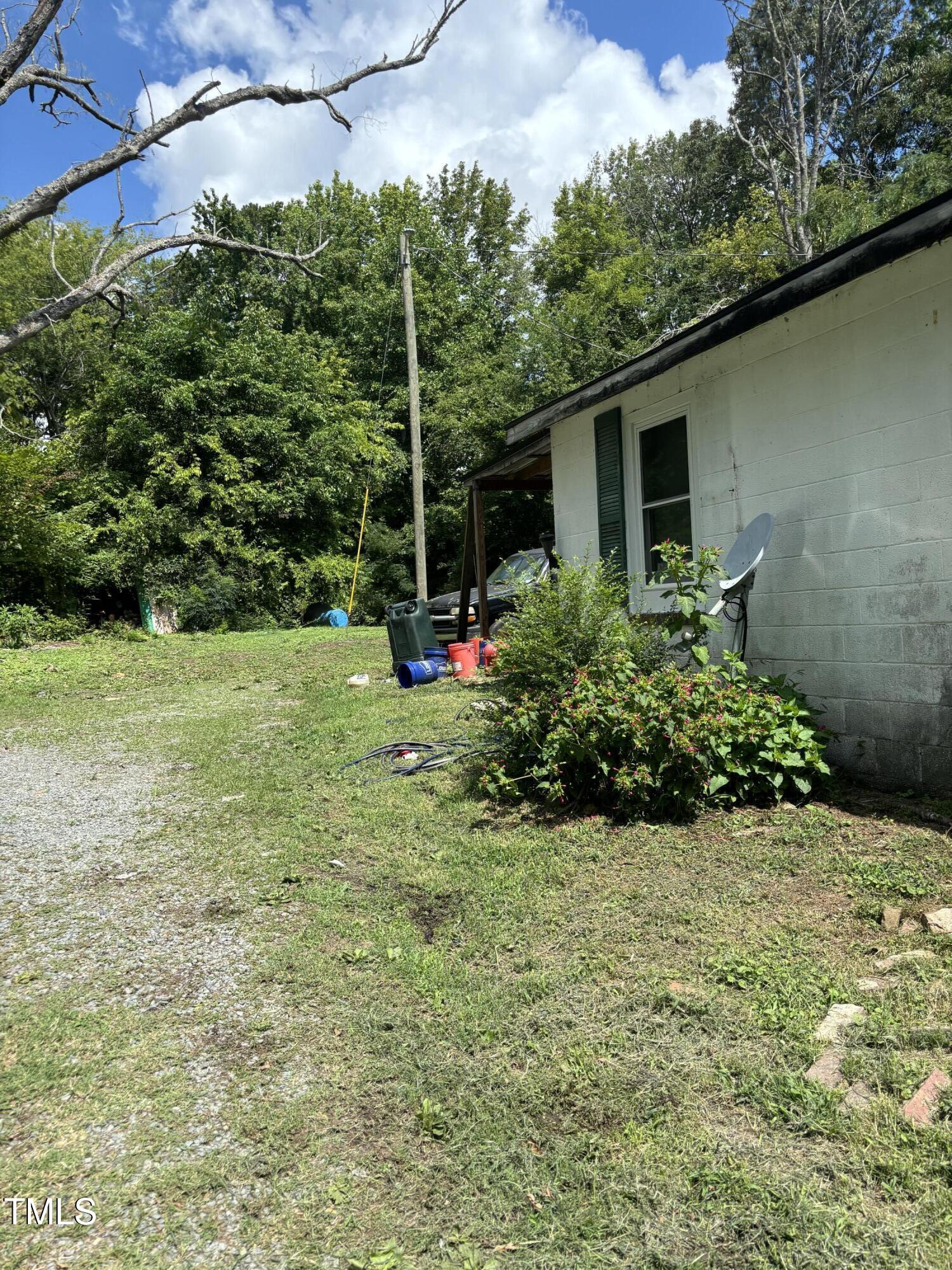 652 Old Sanford Road