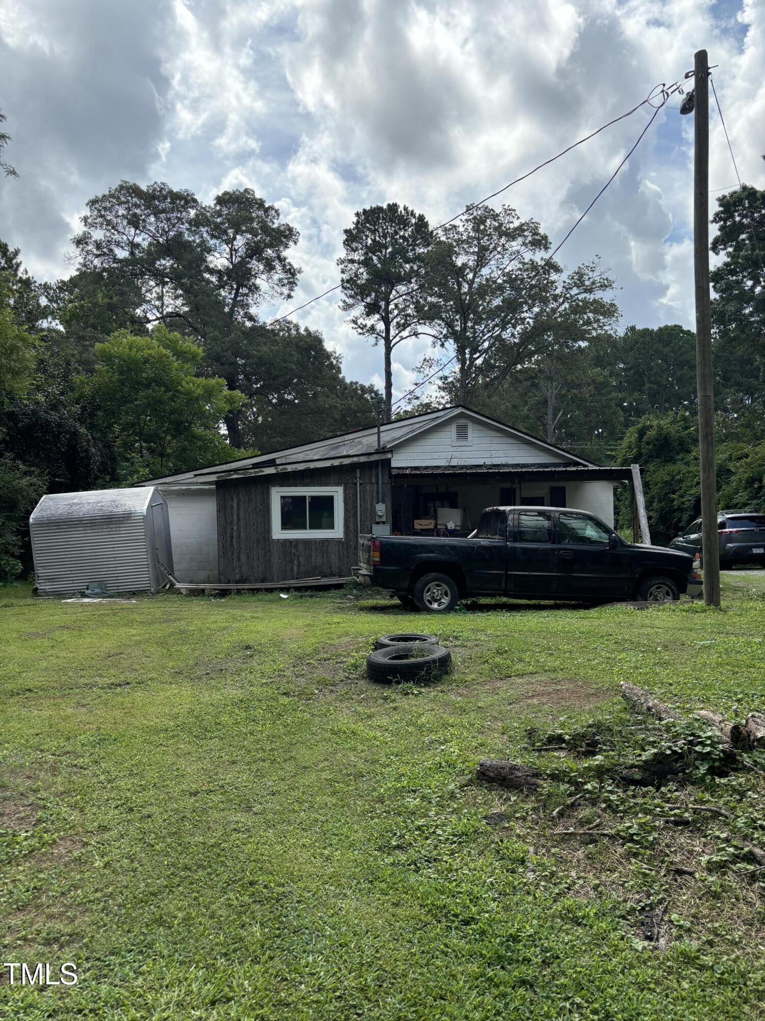 652 Old Sanford Road