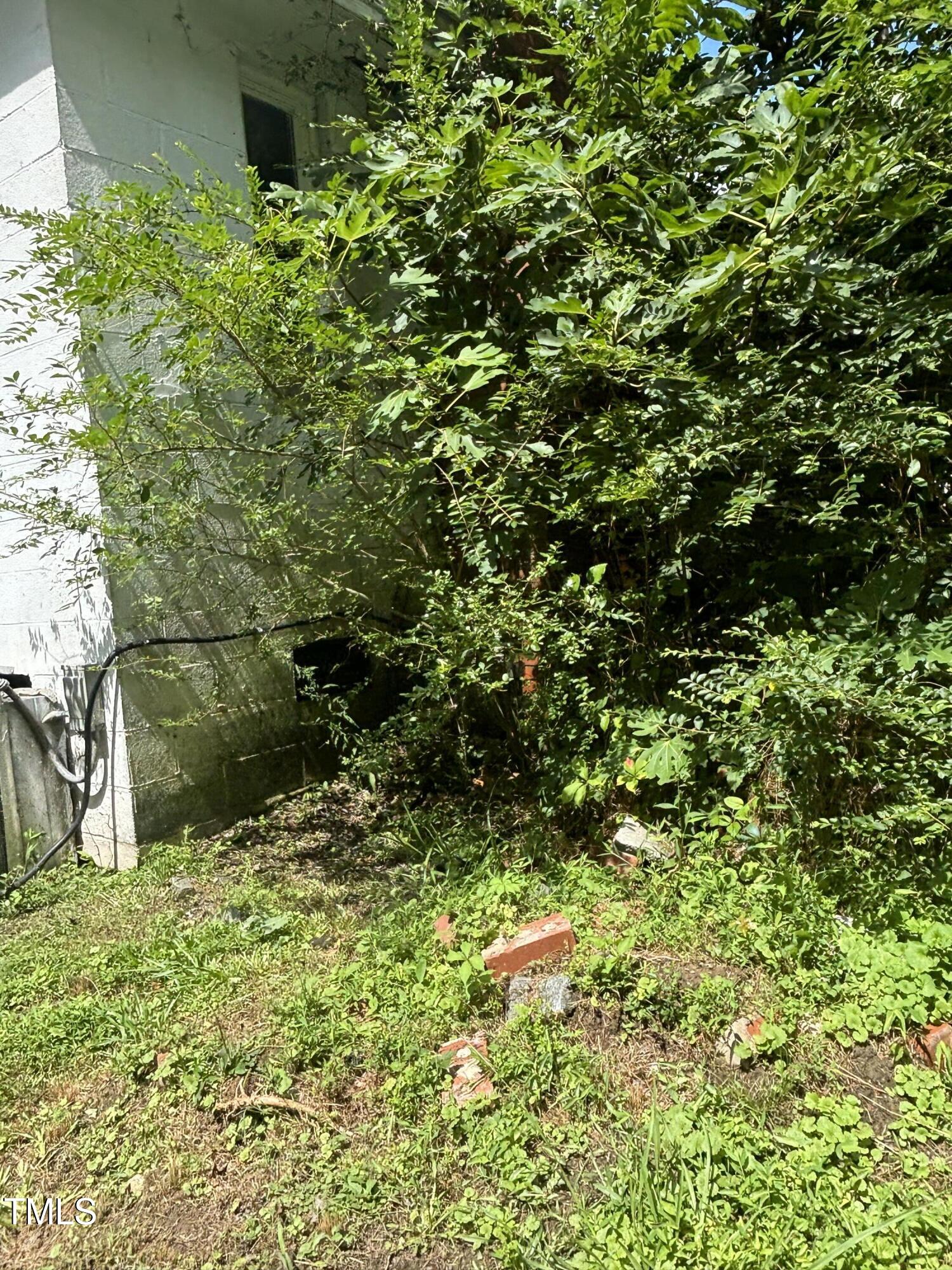 652 Old Sanford Road