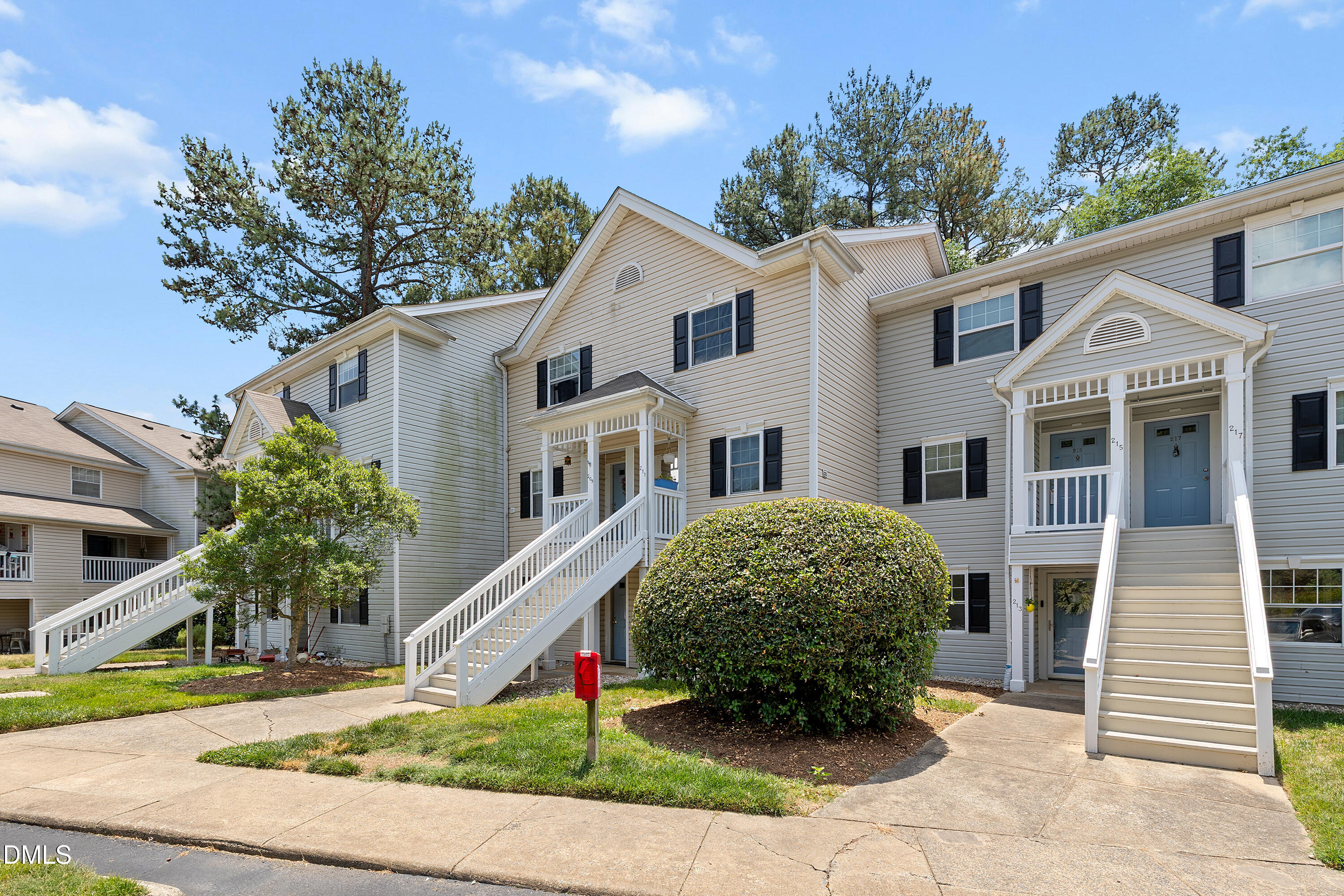 213 Schultz Street