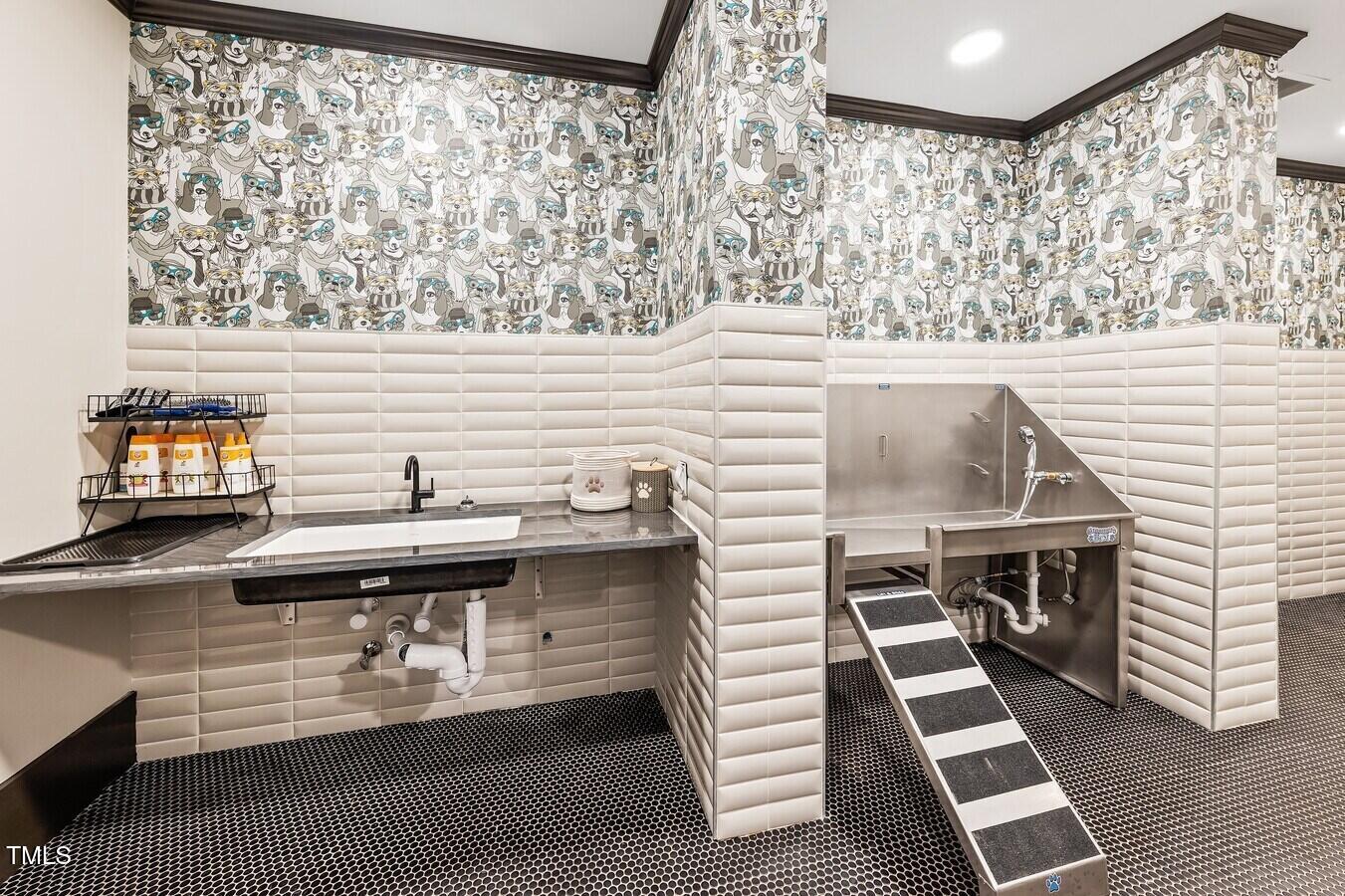 Cary, North Carolina 27513, United States, 2 Bedrooms Bedrooms, ,2 BathroomsBathrooms,Residential,Active,52181