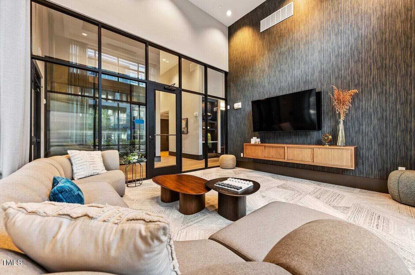 Cary, North Carolina 27513, United States, 2 Bedrooms Bedrooms, ,2 BathroomsBathrooms,Residential,Active,52181