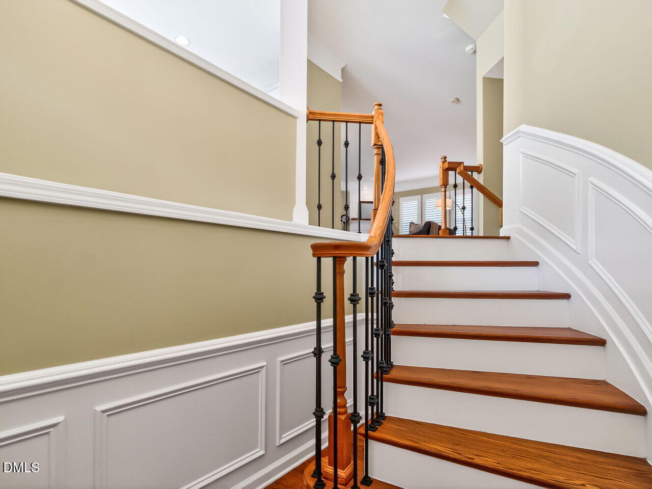 2512 Blooming Street