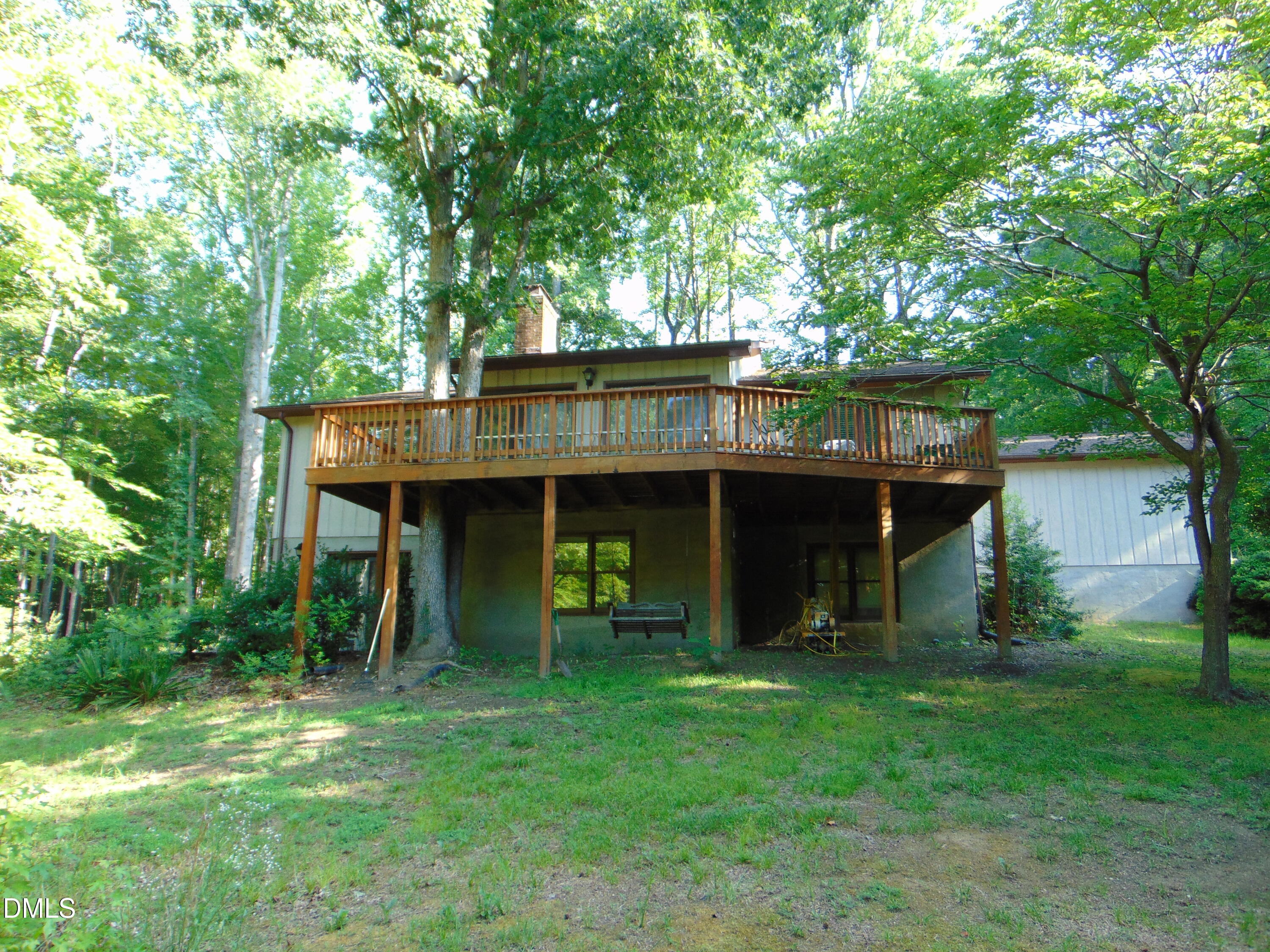 694 Country Lane