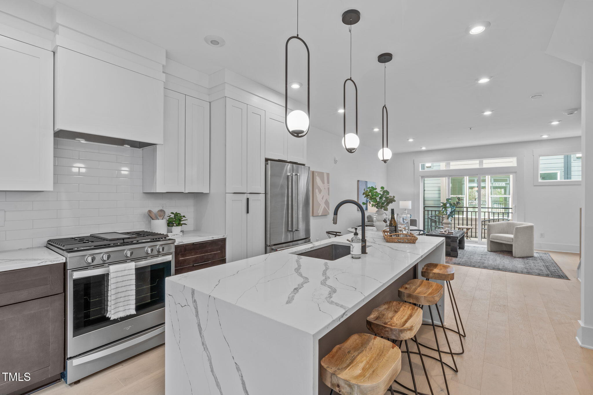 2 Seawell Avenue 101