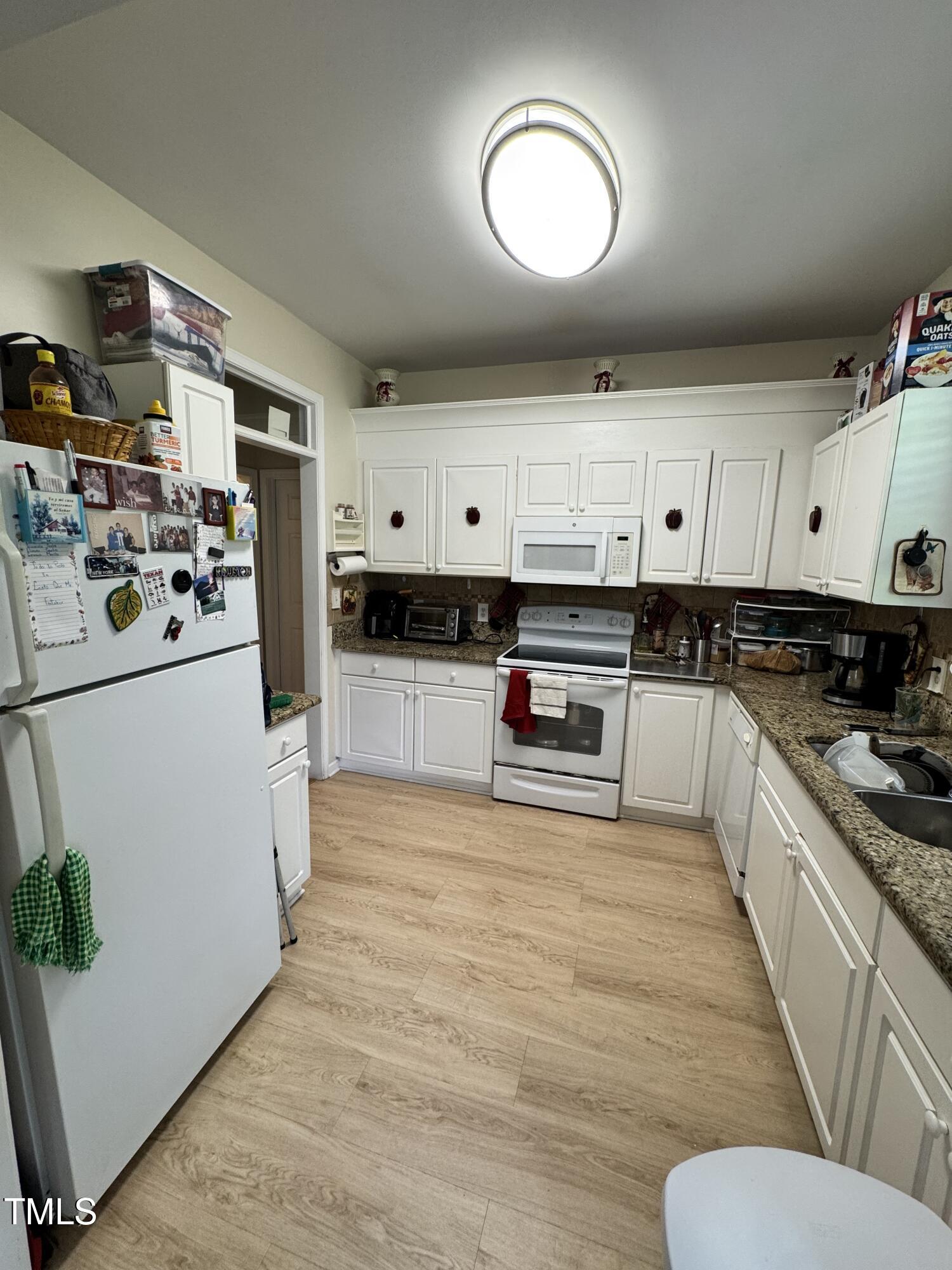 2704 Hope Diamond Court