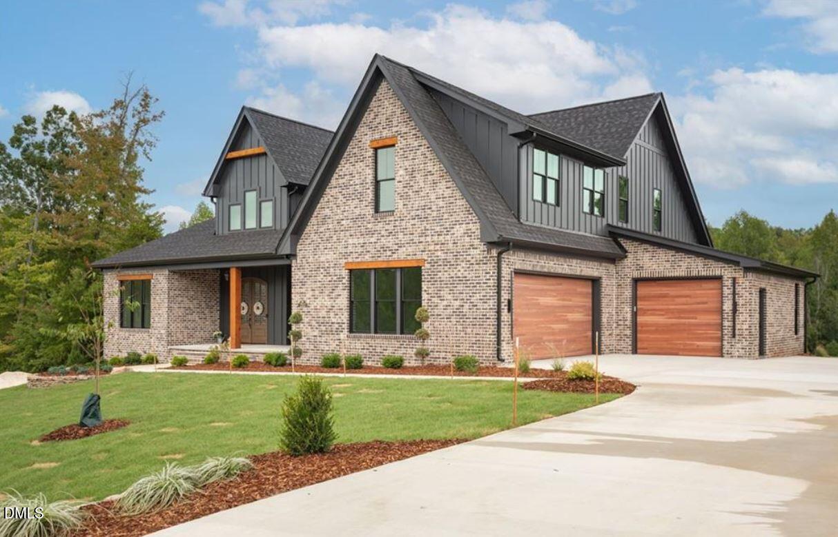 500 Sandra Jessup Court