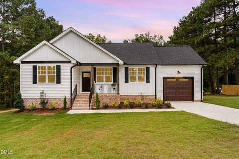 114 Brentwood Circle Circle Angier NC 27501