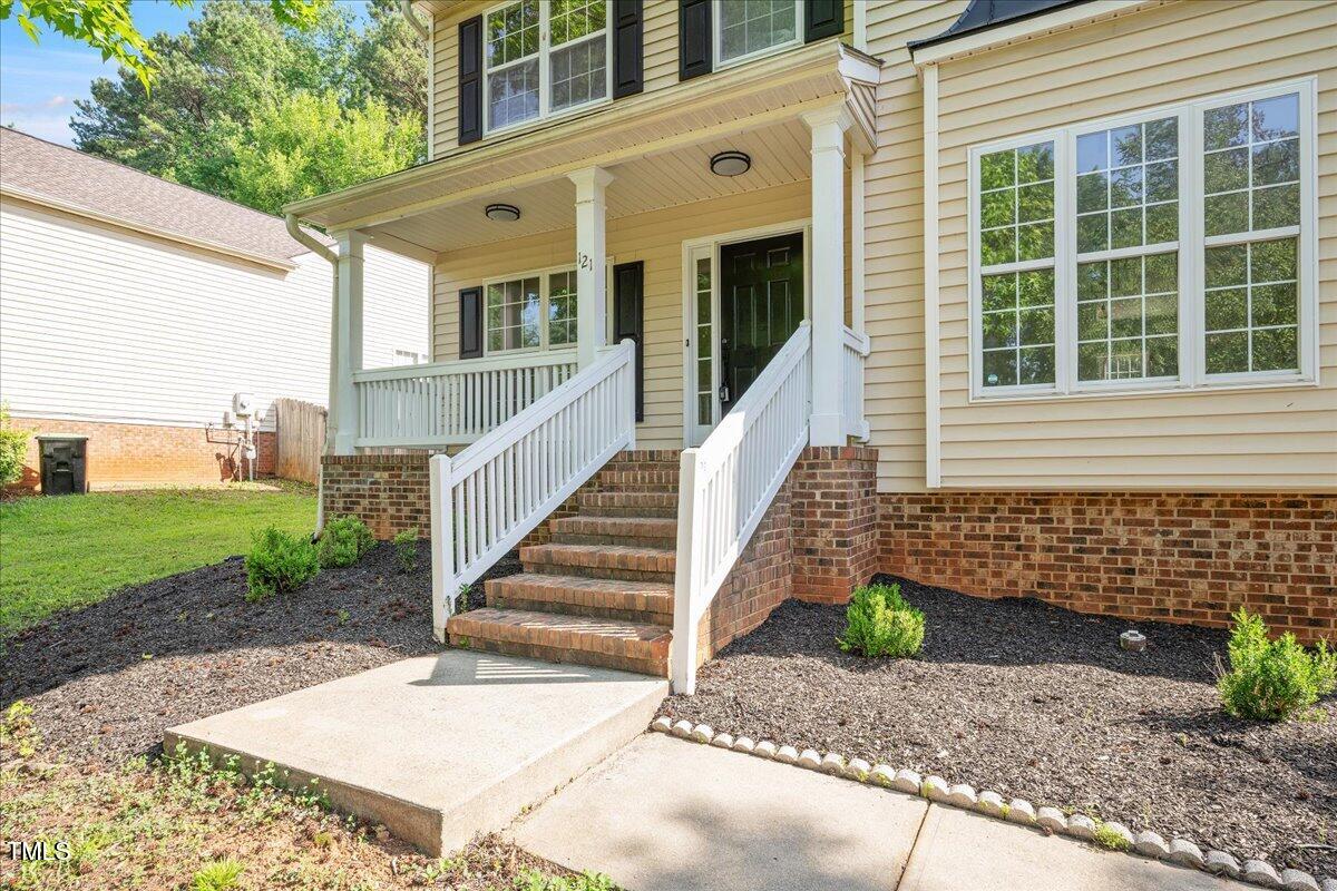 121 River Hills Drive