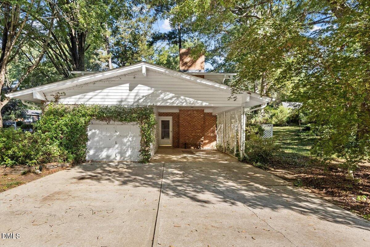 2100 Nancy Ann Drive