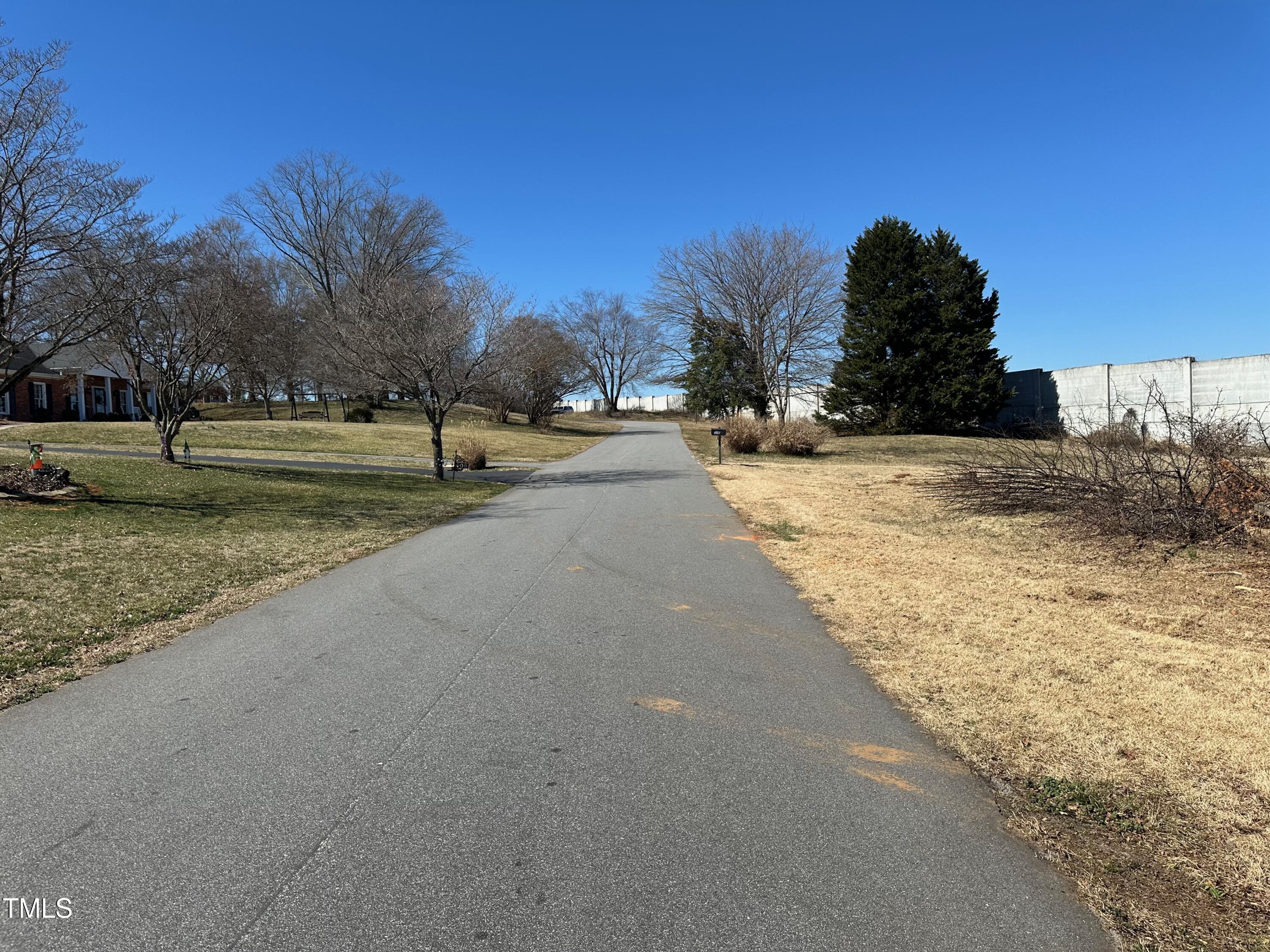 413 Montcrest Drive