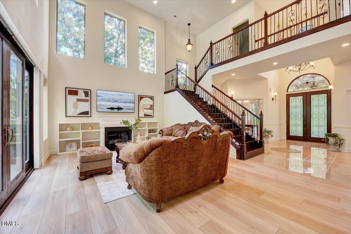 1217 Mauldin Circle Road
