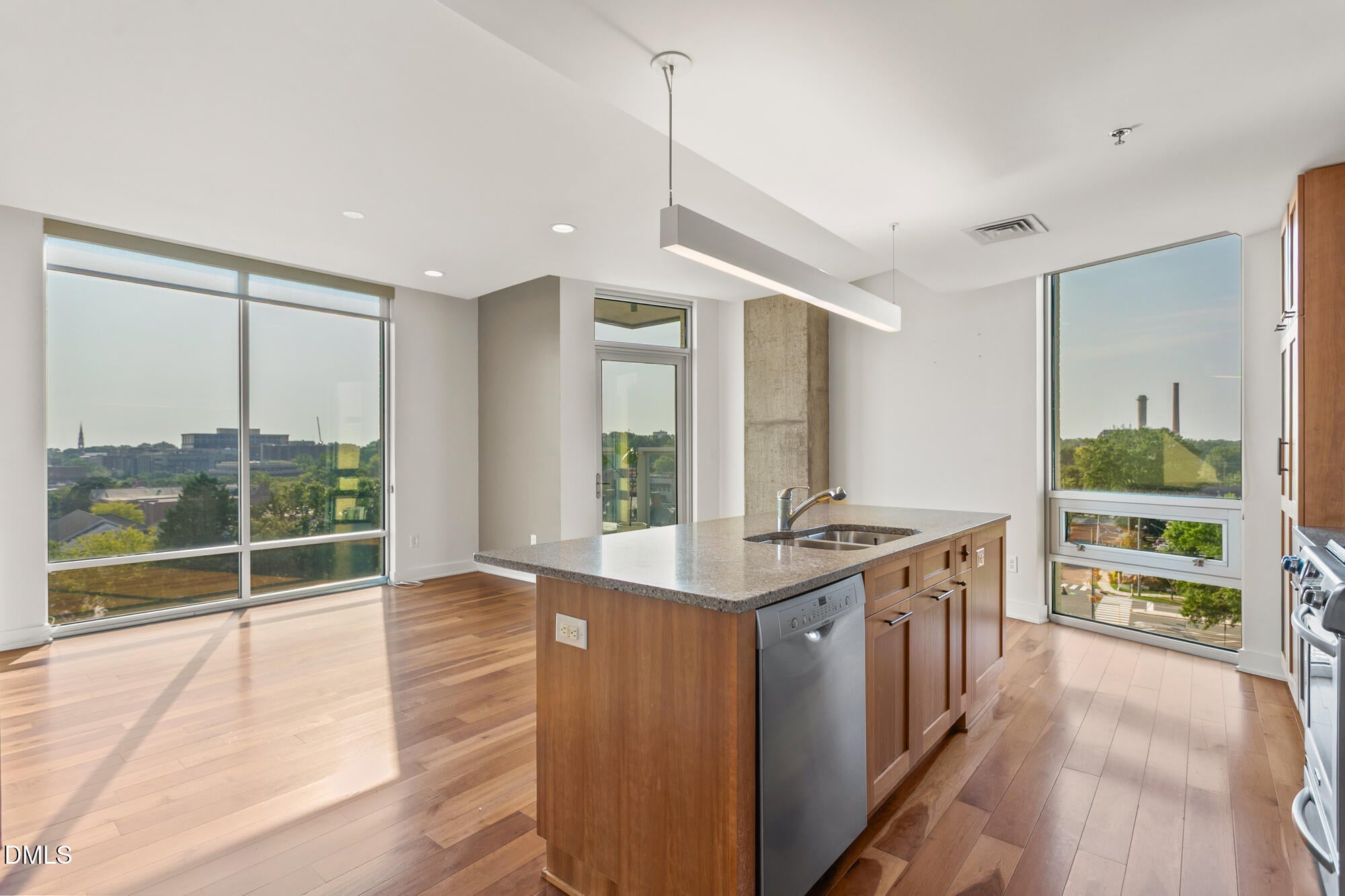 601 W Rosemary Street Unit 604