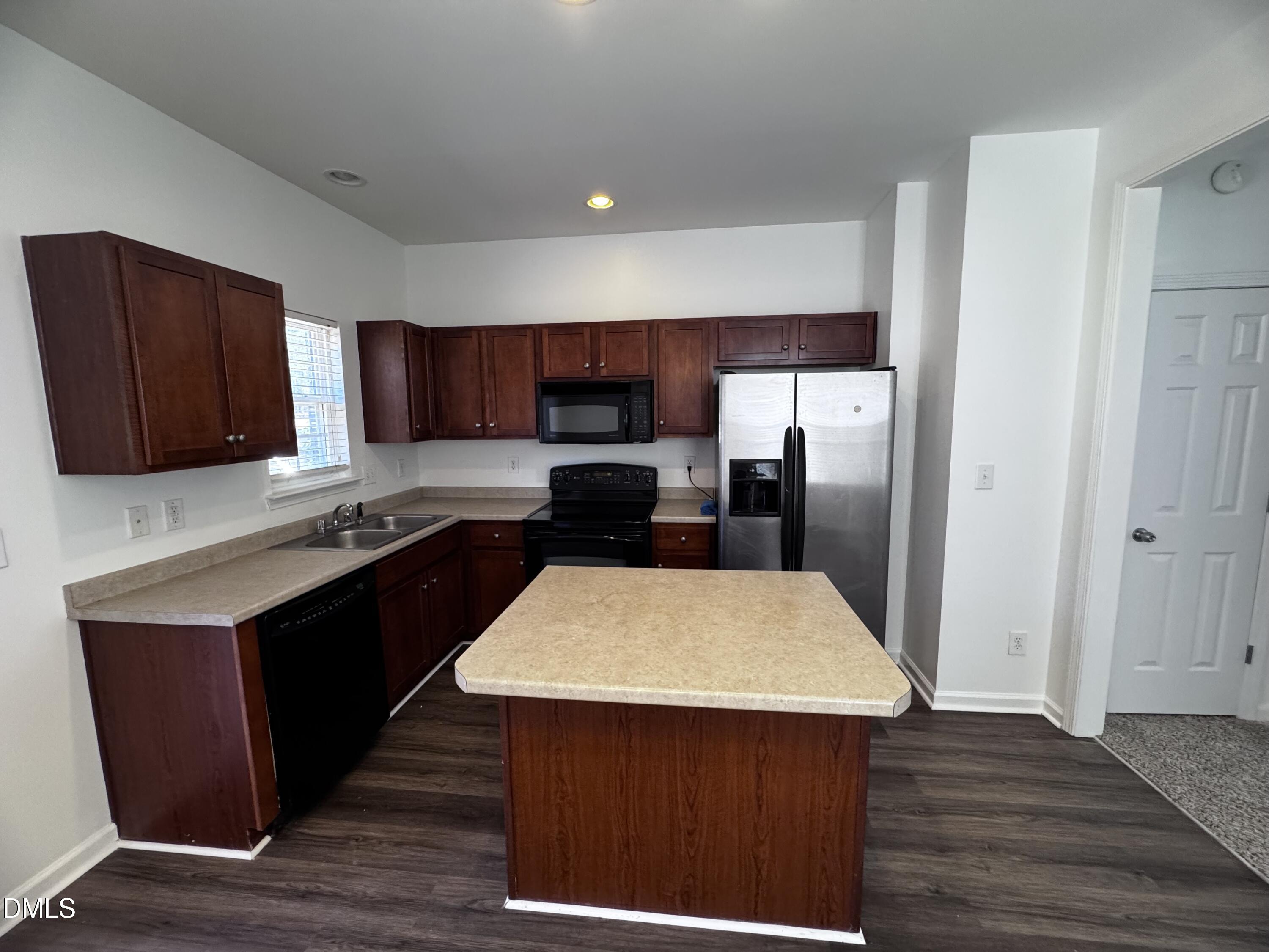 2212 Persimmon Ridge Drive
