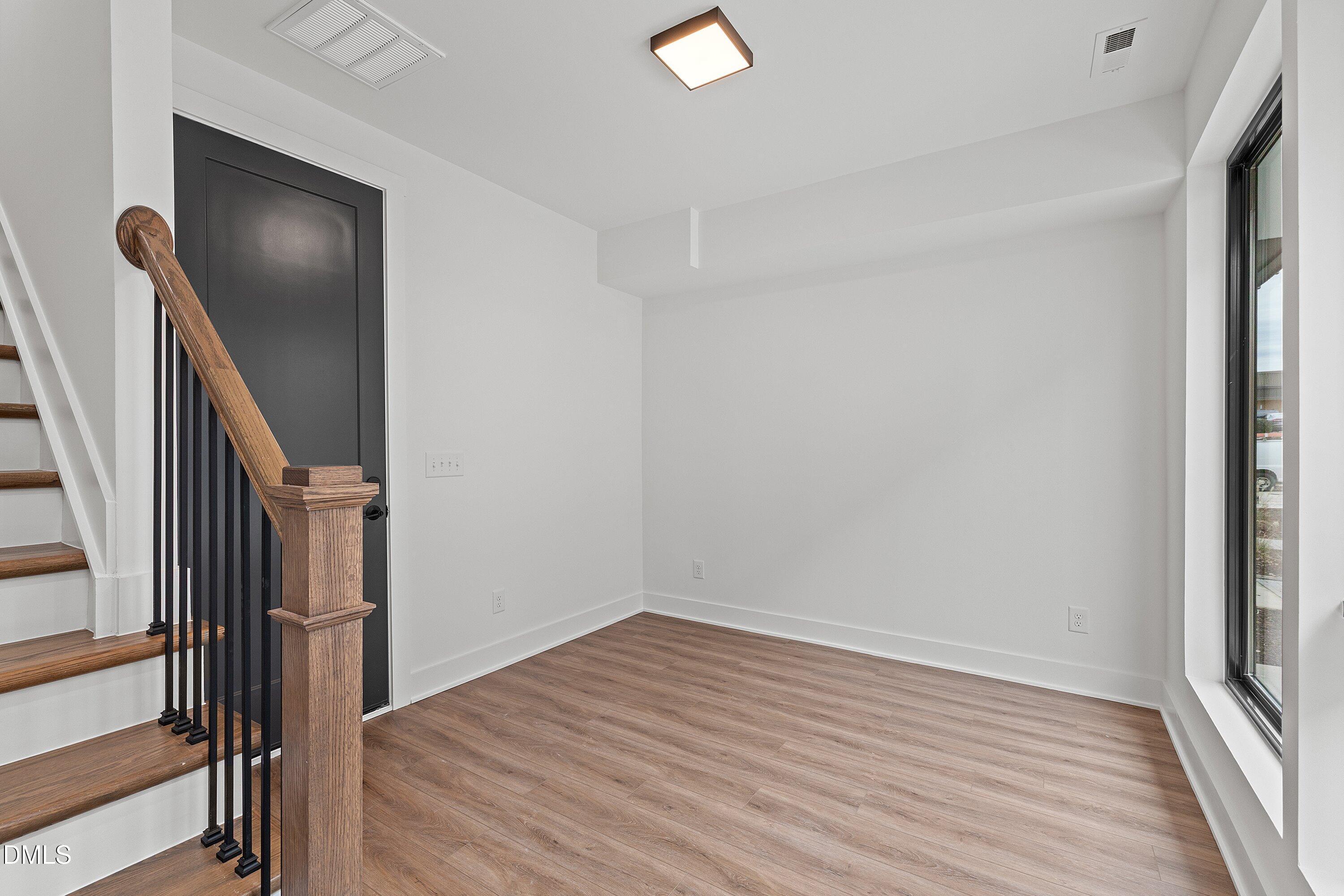 512 Gordon Street #304